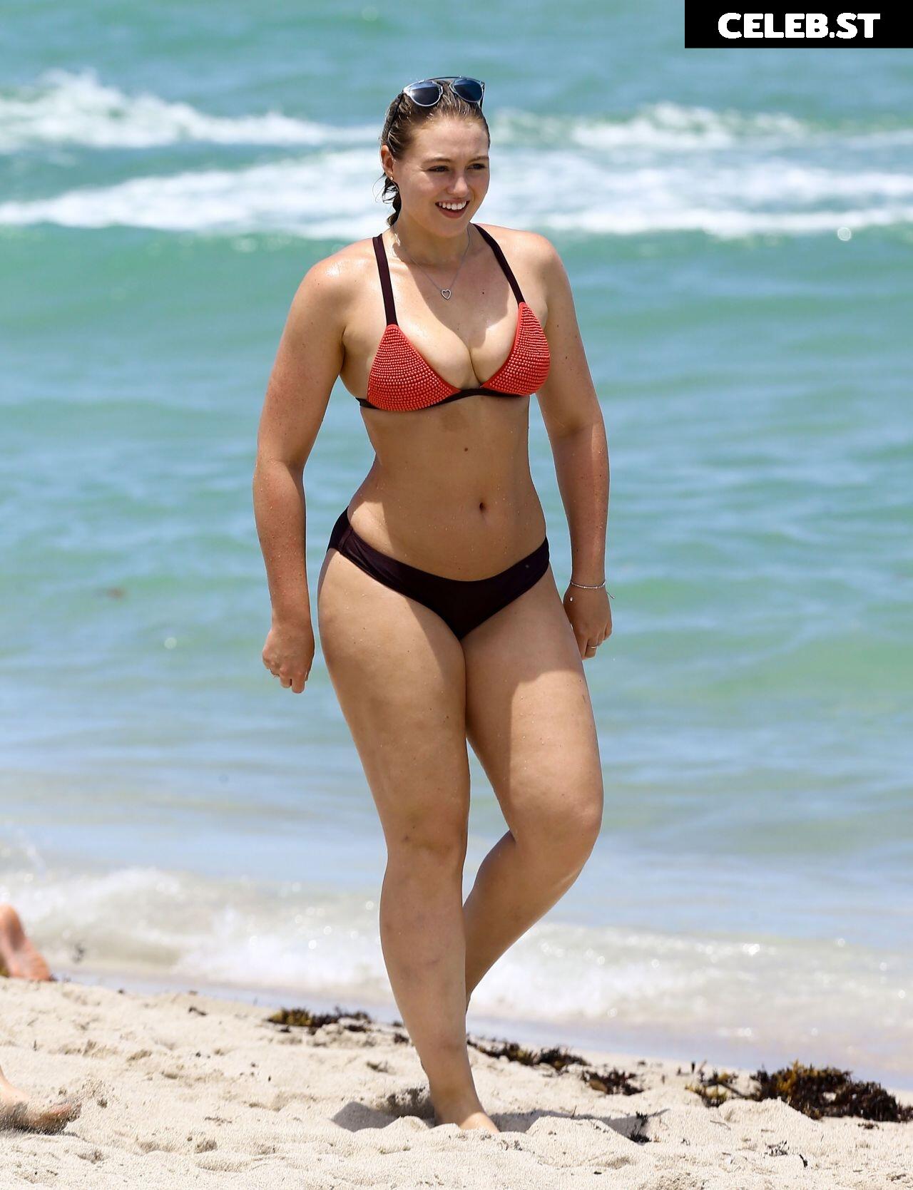 Iskra Lawrence Image 9885243