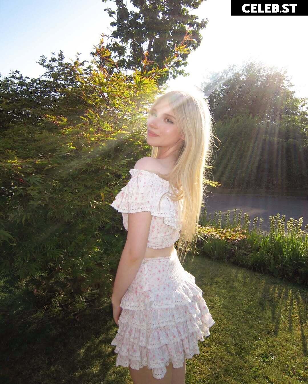 Kitty-Mae / kittymerritt Image 9875281