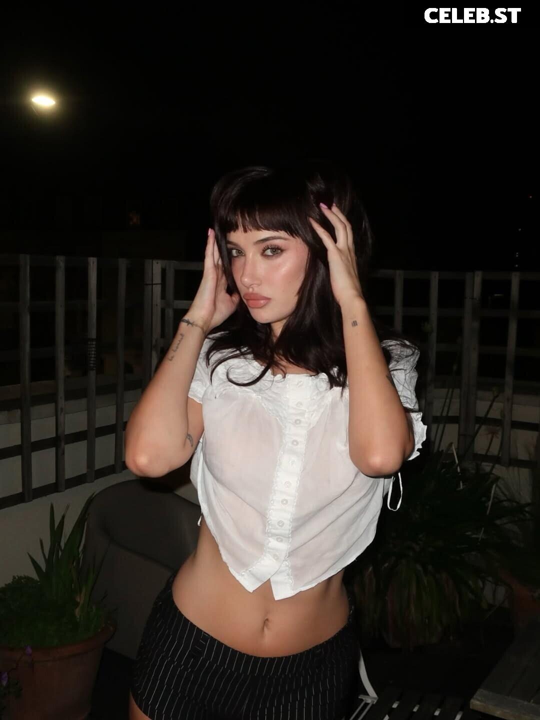 Olivia O&#039;Brien Image 9875236