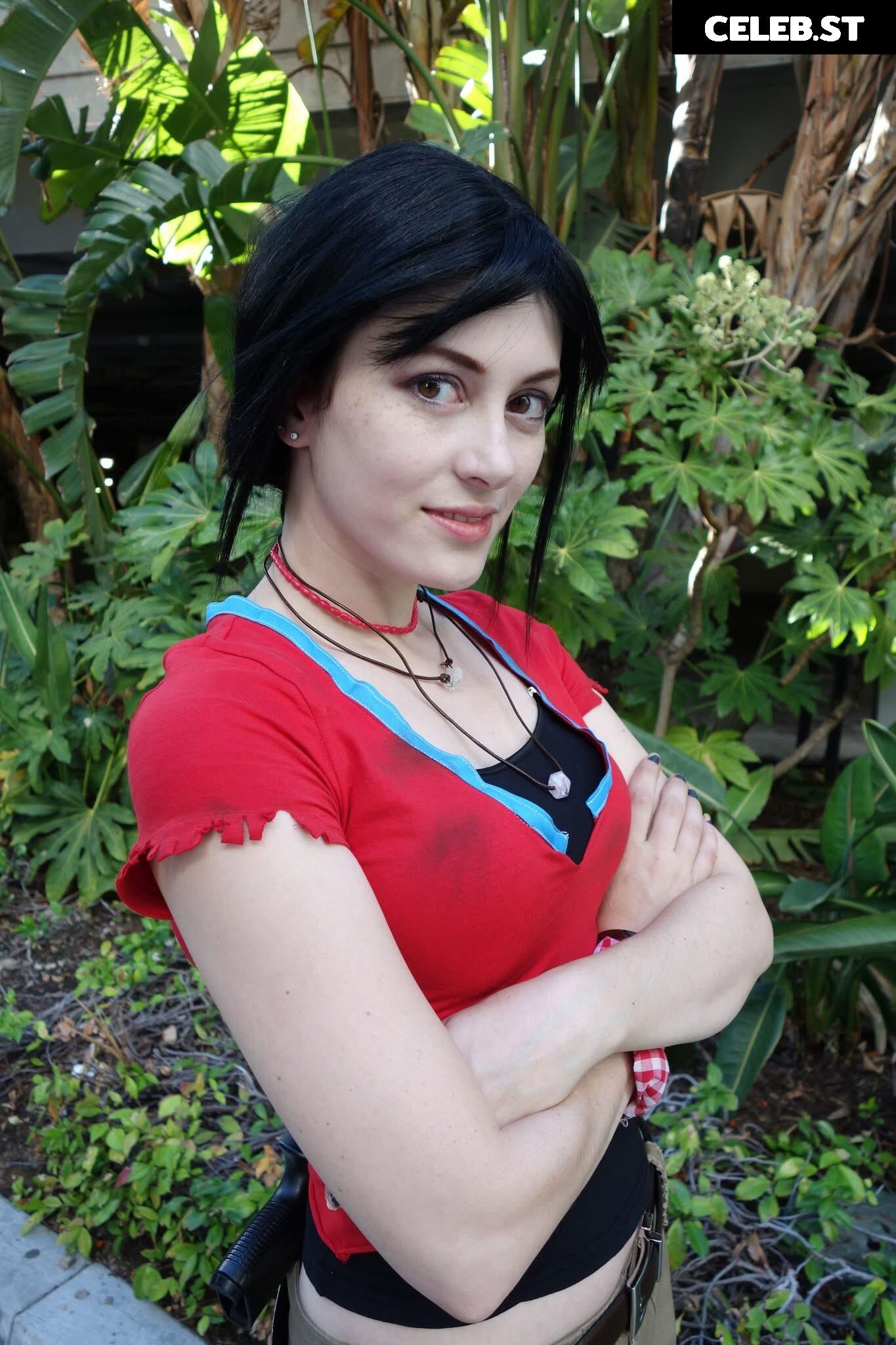 Claire Max Image 9874602