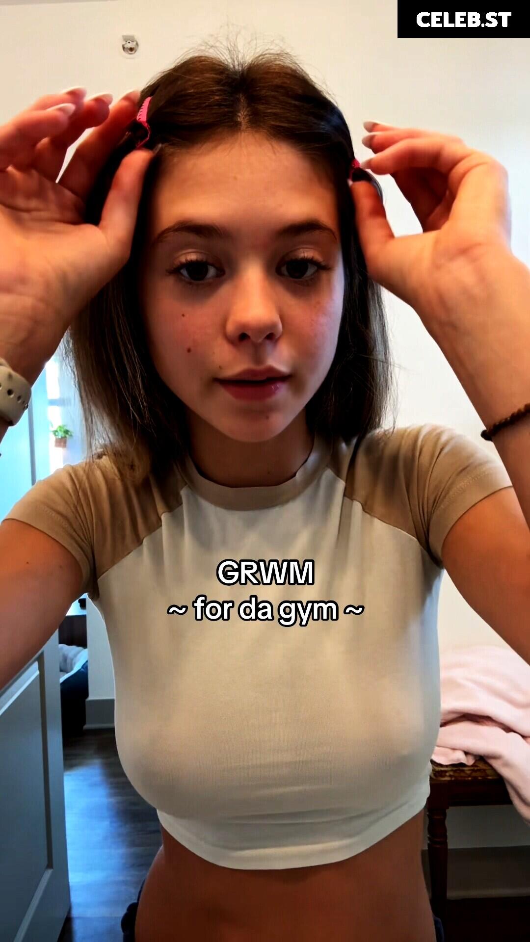 Skylar Martin / skyskysoflyy Image 9879211