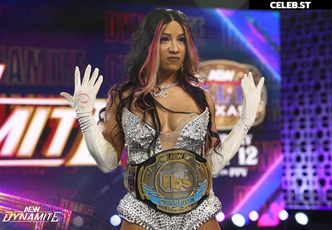 WWE Sasha Banks | Mercedes Moné Image 9861430