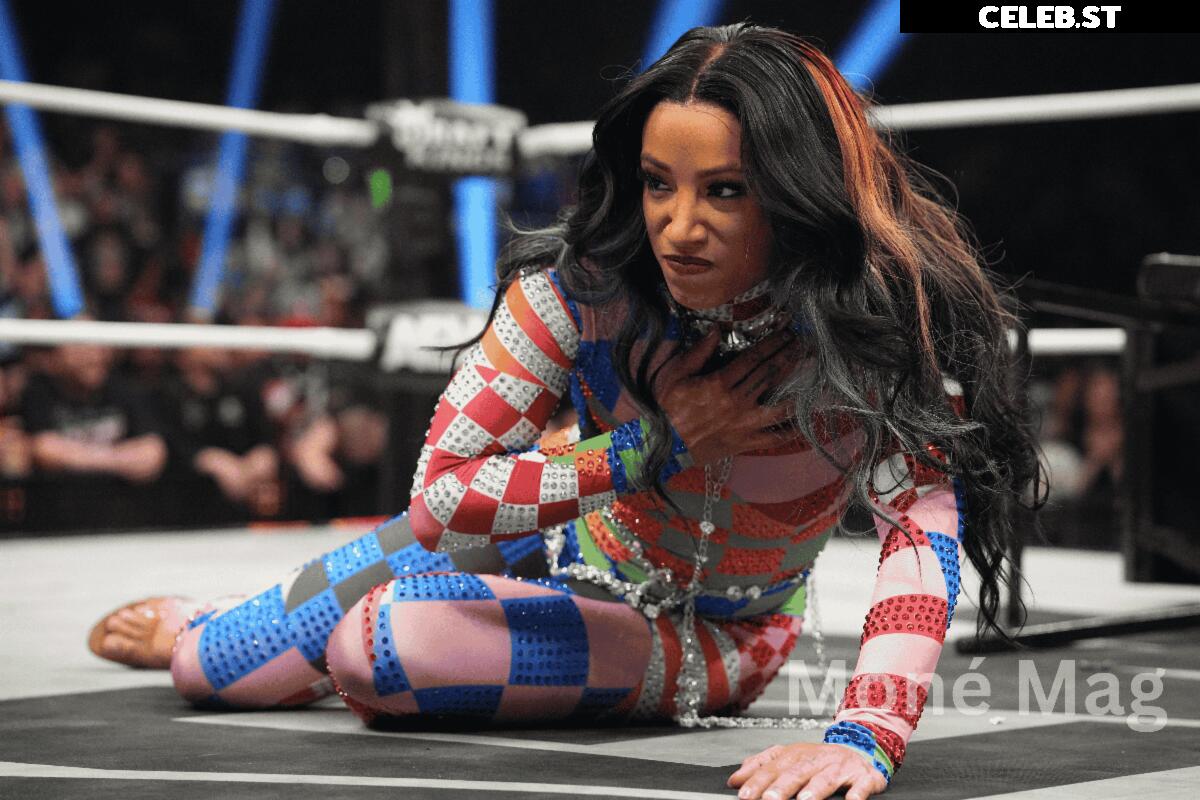 WWE Sasha Banks | Mercedes Moné Image 9861435