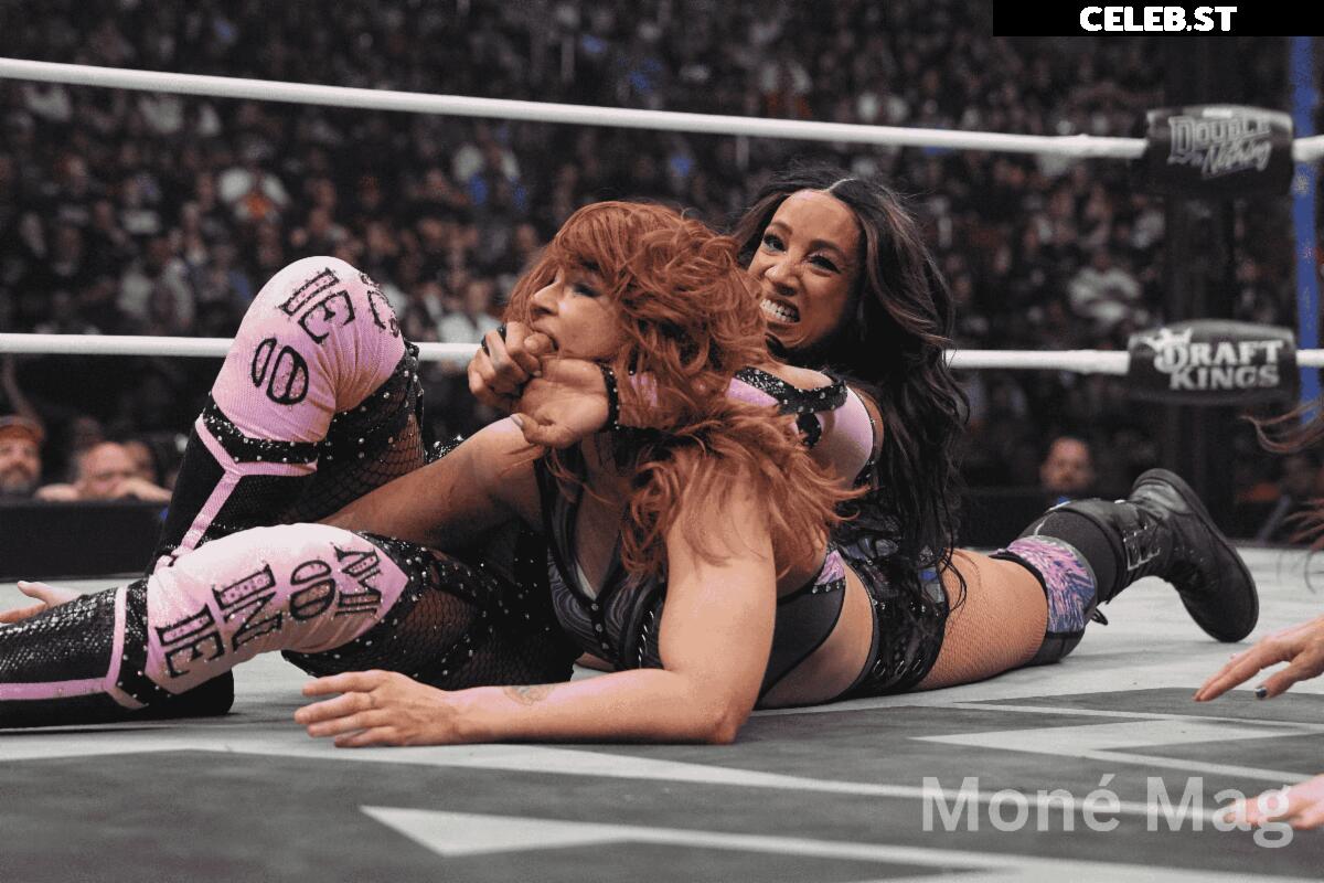 WWE Sasha Banks | Mercedes Moné Image 9861437