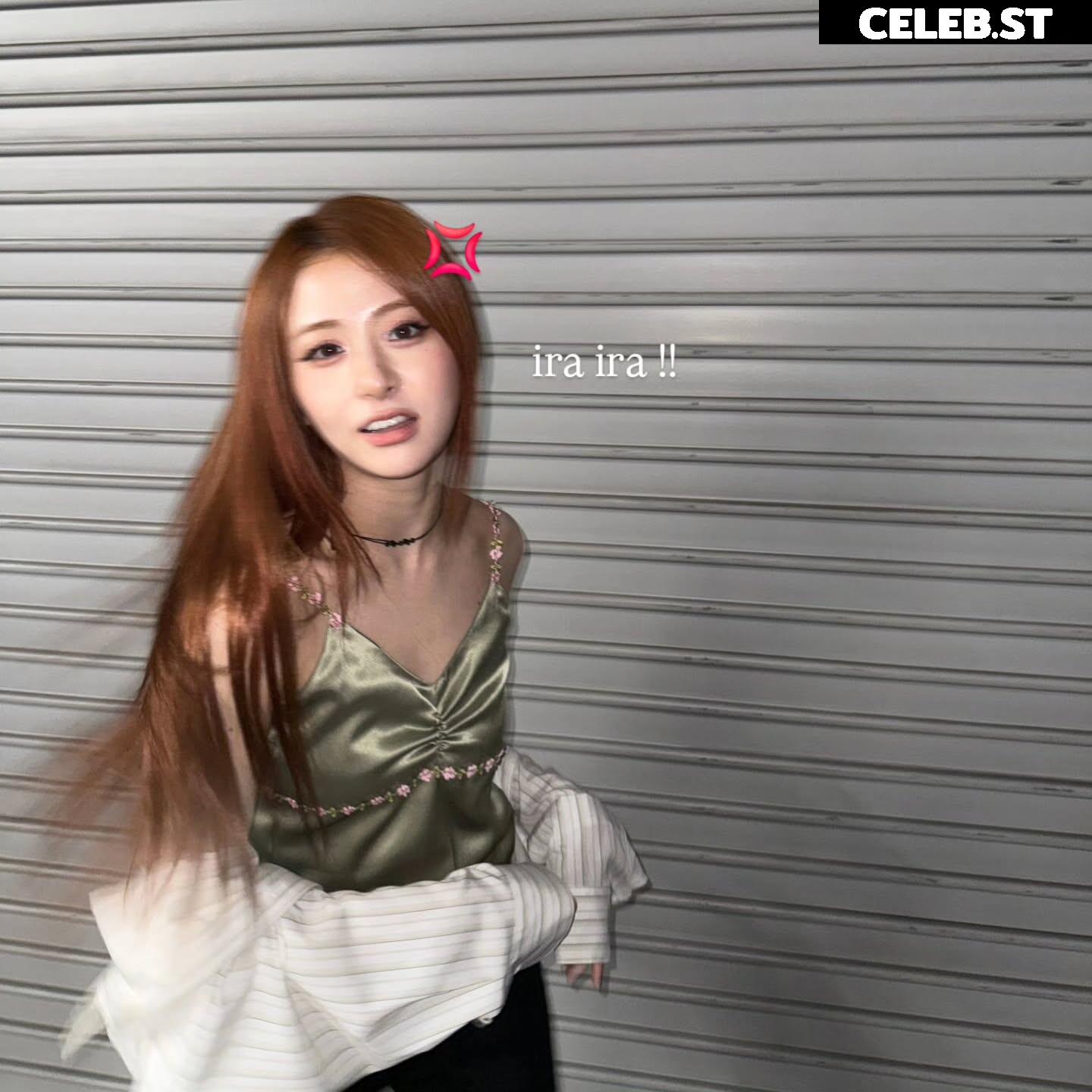 Huh Yunjin 허윤진 | LESSERAFIM Image 9862805