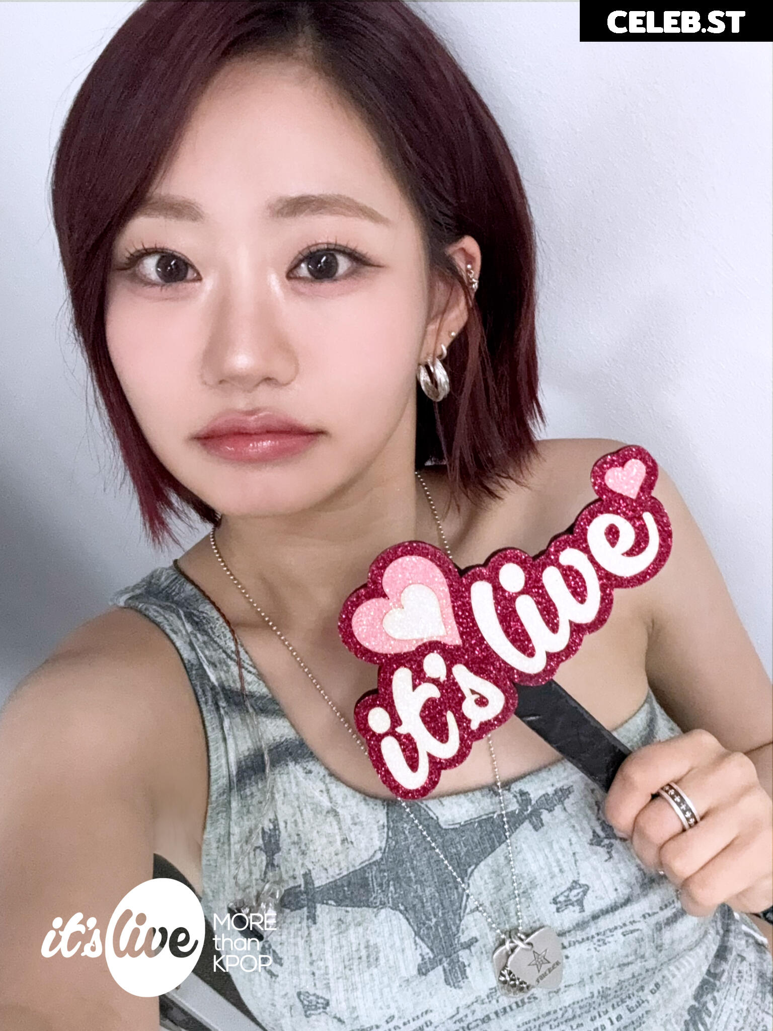 Julie (Kiss Of Life) Image 9862755