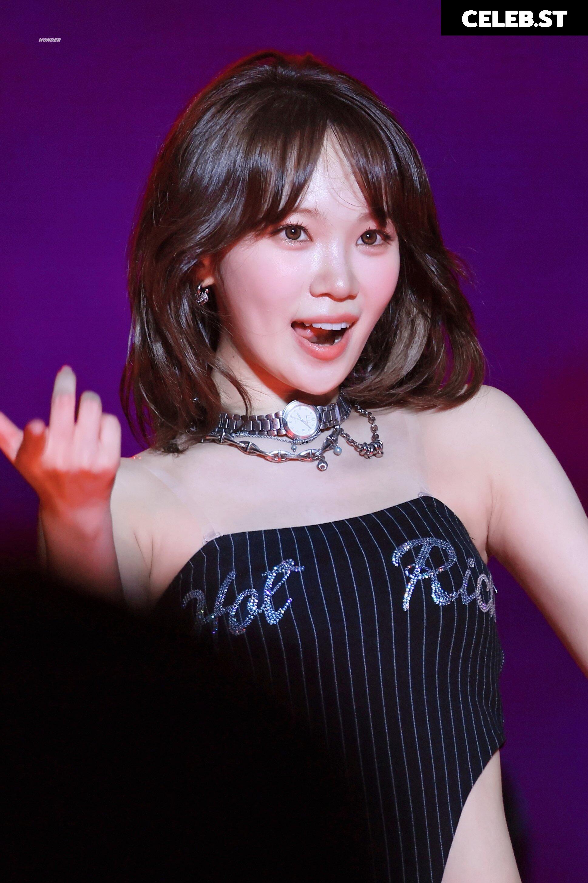 Kim Chaewon 김채원 [Le Sserafim] Image 9862658