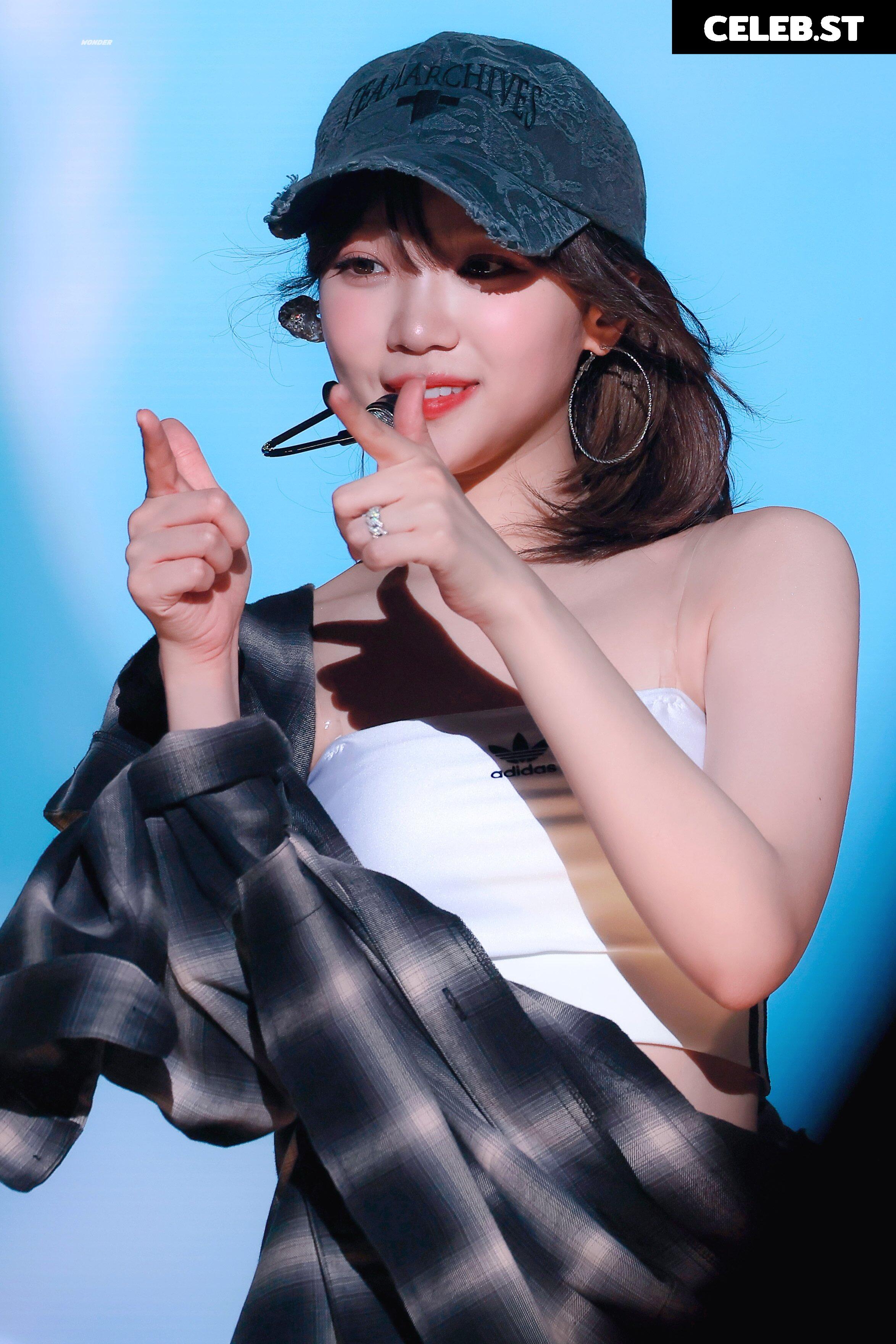 Kim Chaewon 김채원 [Le Sserafim] Image 9862674