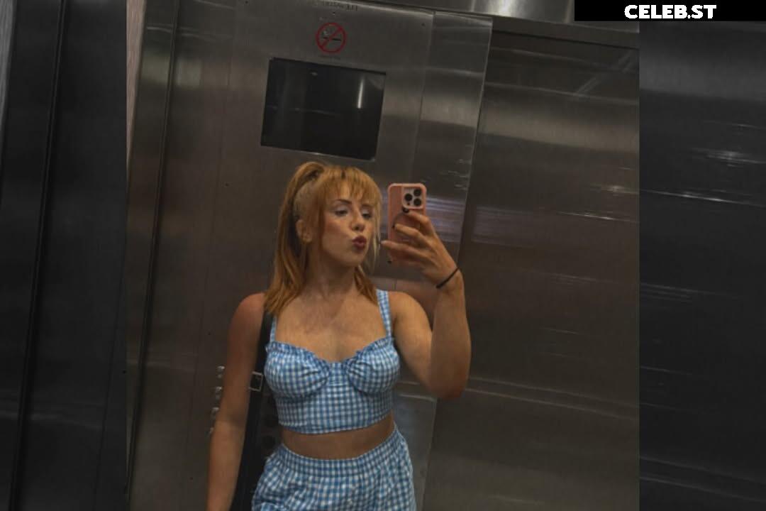 Isla Dawn Image 9862175