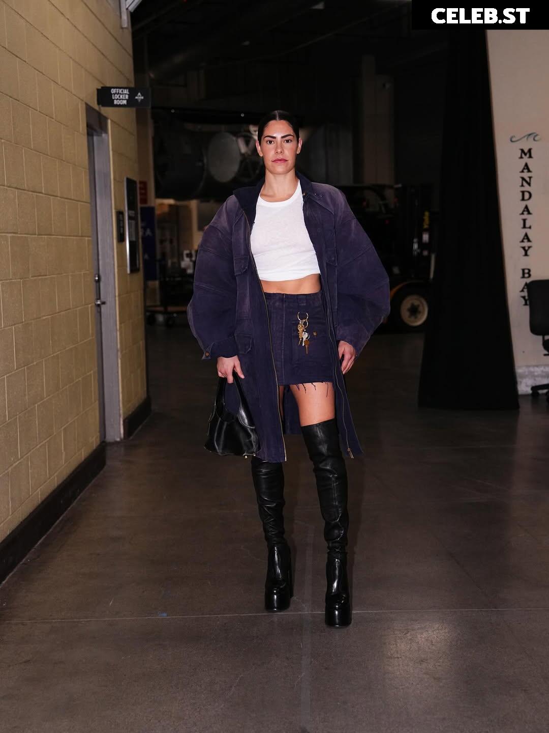 Kelsey Plum WNBA Star Image 9863850