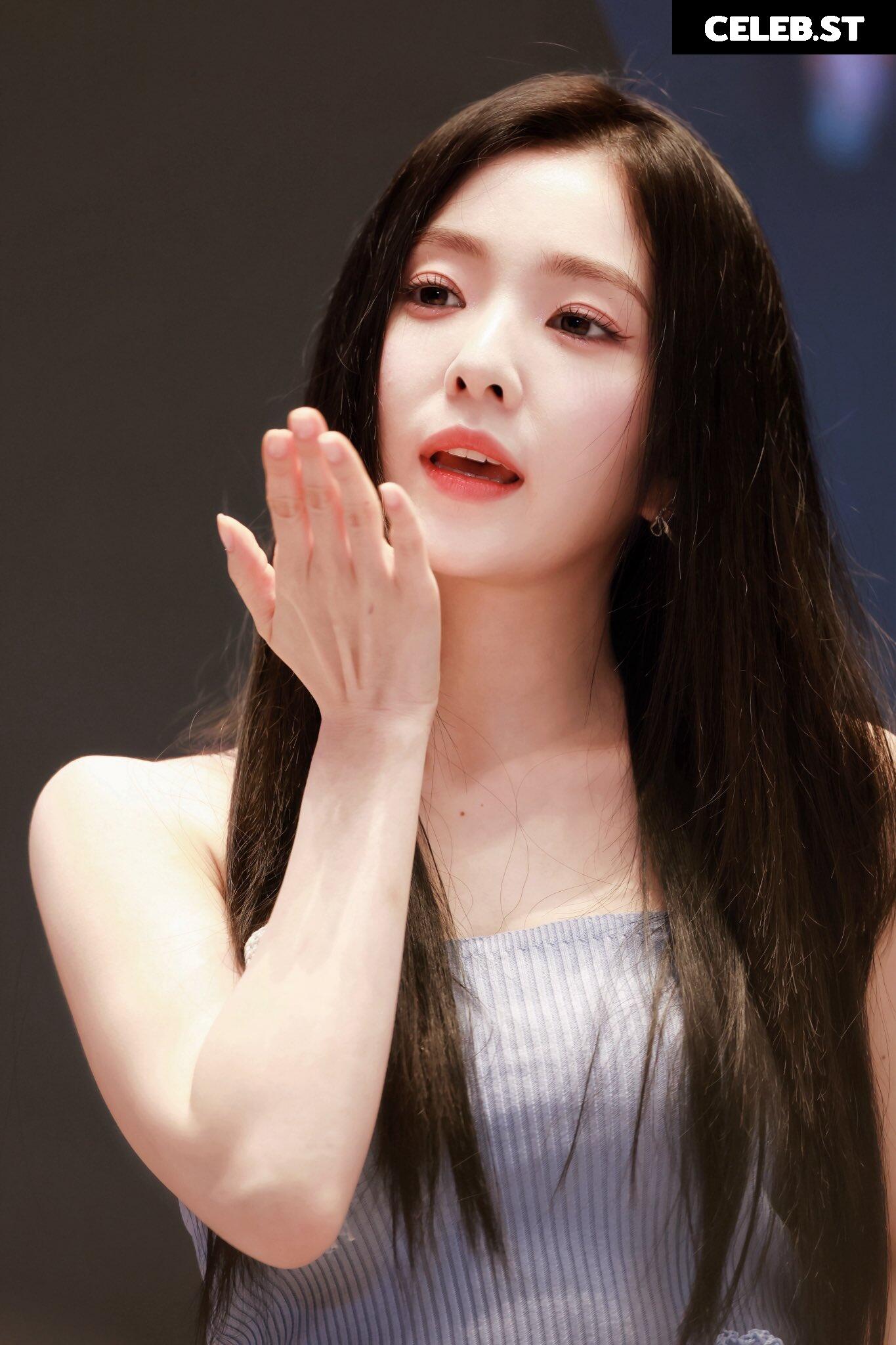Irene | Red Velvet Image 9863872