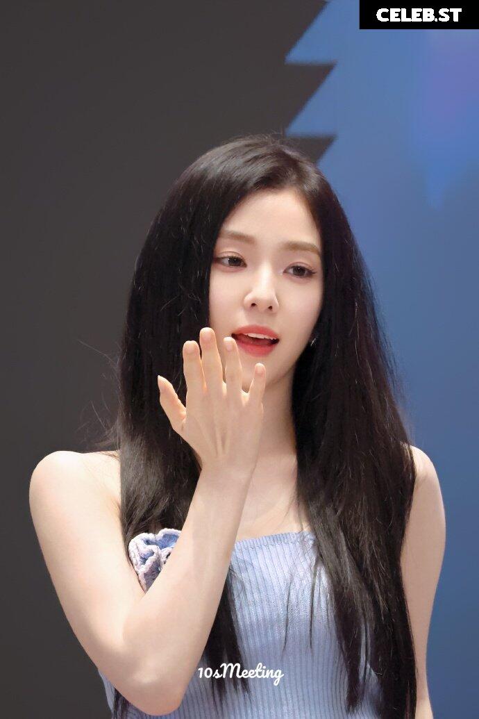 Irene | Red Velvet Image 9863862
