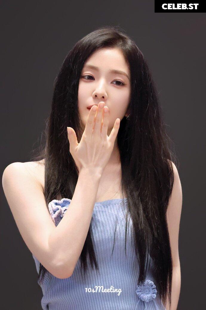 Irene | Red Velvet Image 9863861
