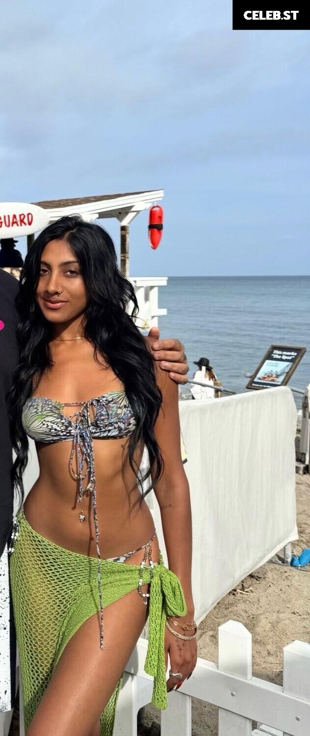 LARA RAJ / lararajj (member of KATSEYE) Image 9863824