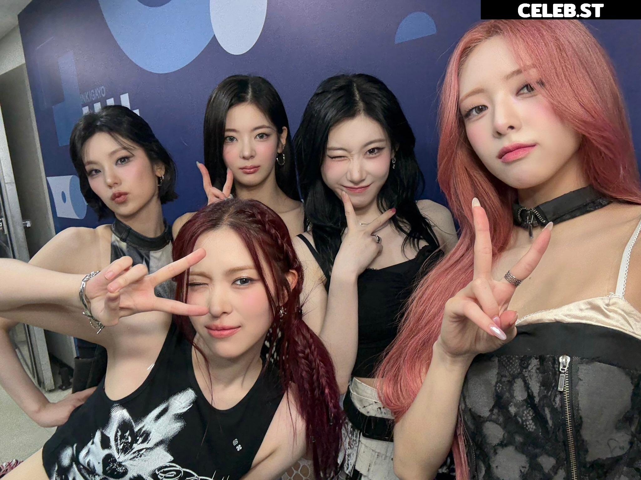 Yeji - ITZY (예지, Hwang Ye-ji) Image 9863457