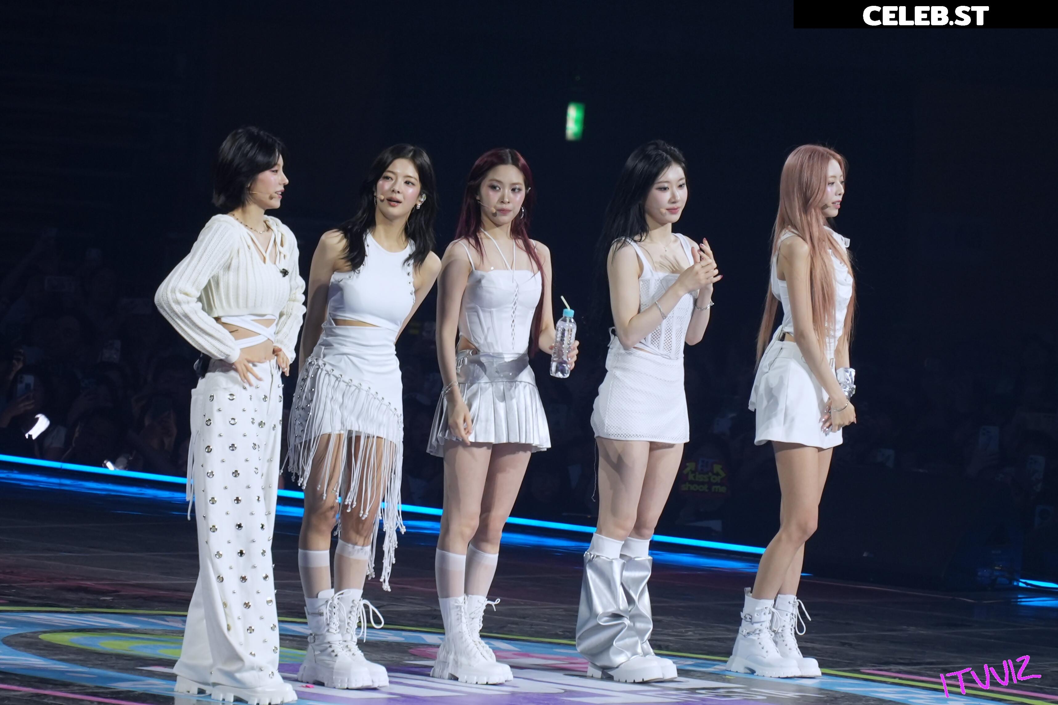 Yeji - ITZY (예지, Hwang Ye-ji) Image 9863467