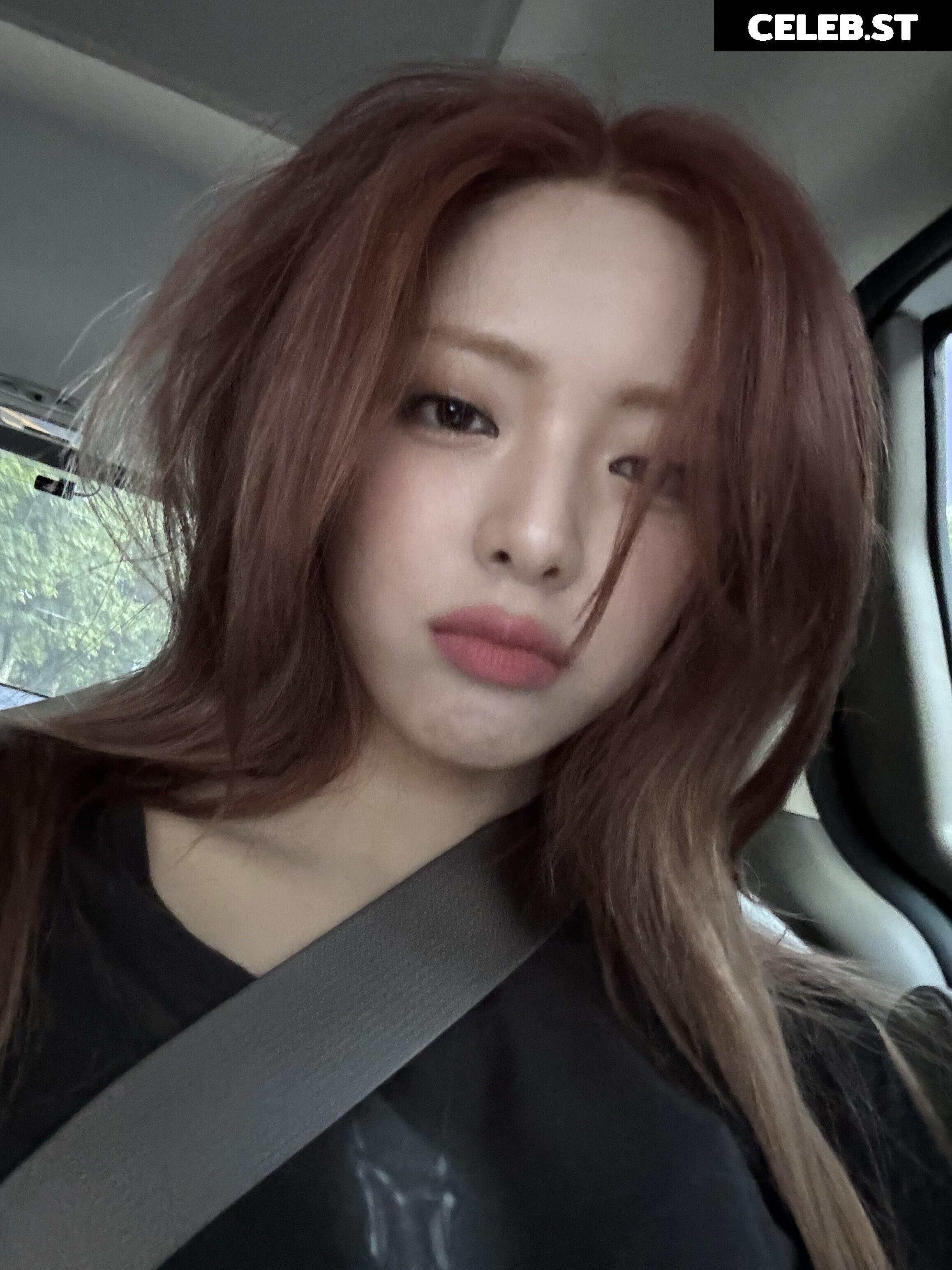 Yuna - ITZY (유나, Shin Yu Na) Image 9863119
