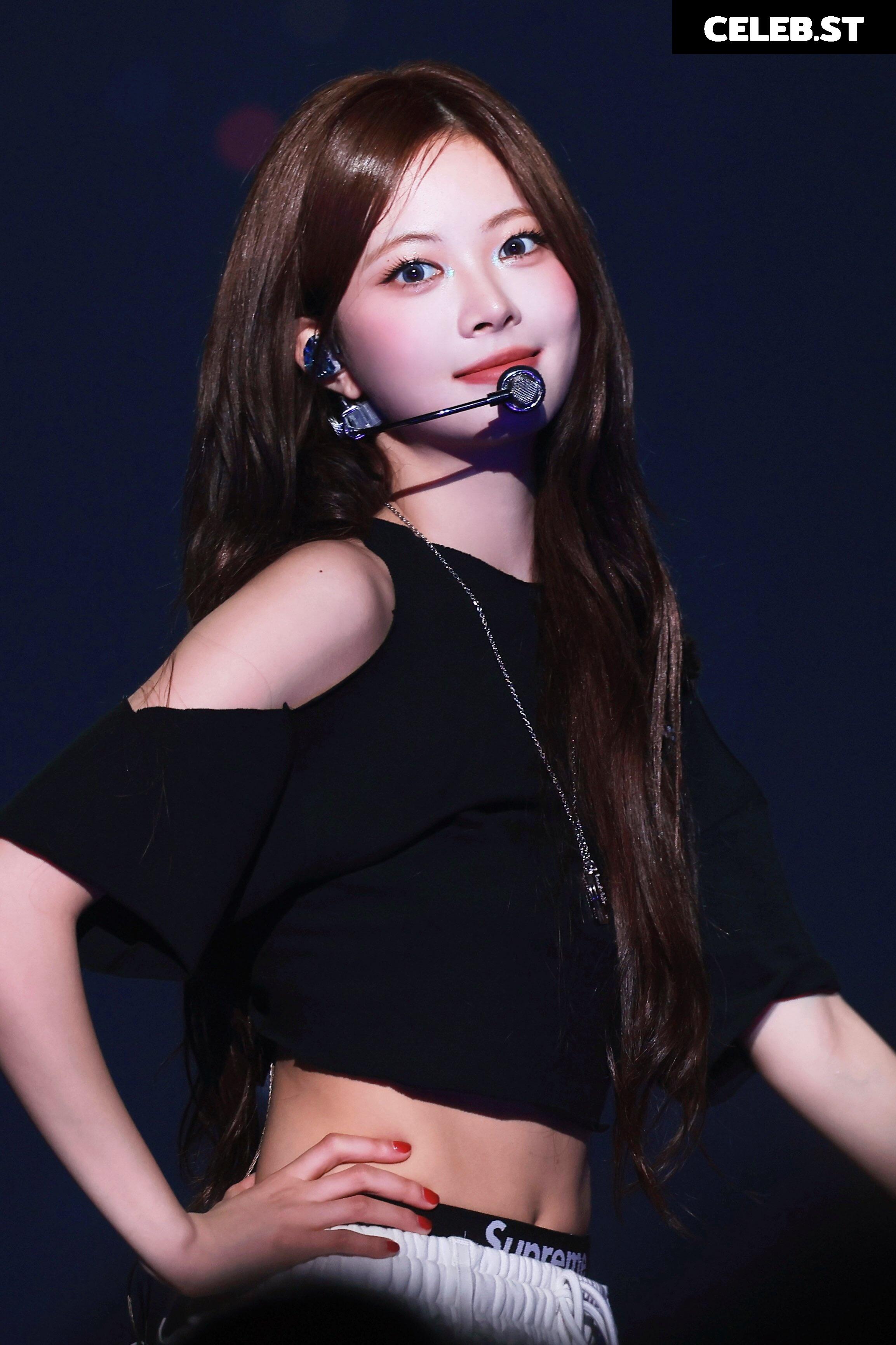 Hong Eunchae 홍은채 | LESSERAFIM Image 9863082