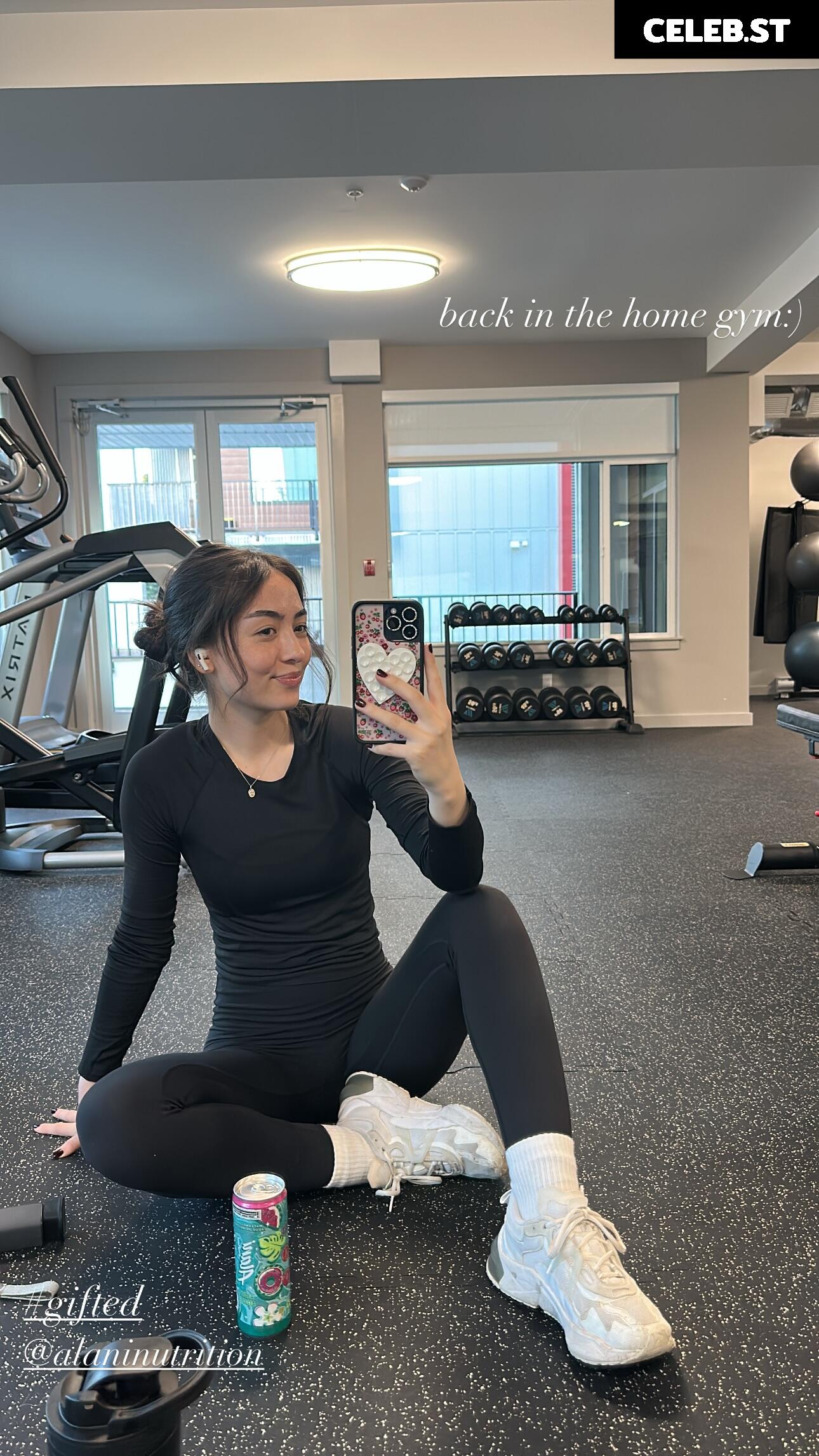 Sakura Shymko / sakurashymko Image 9860591