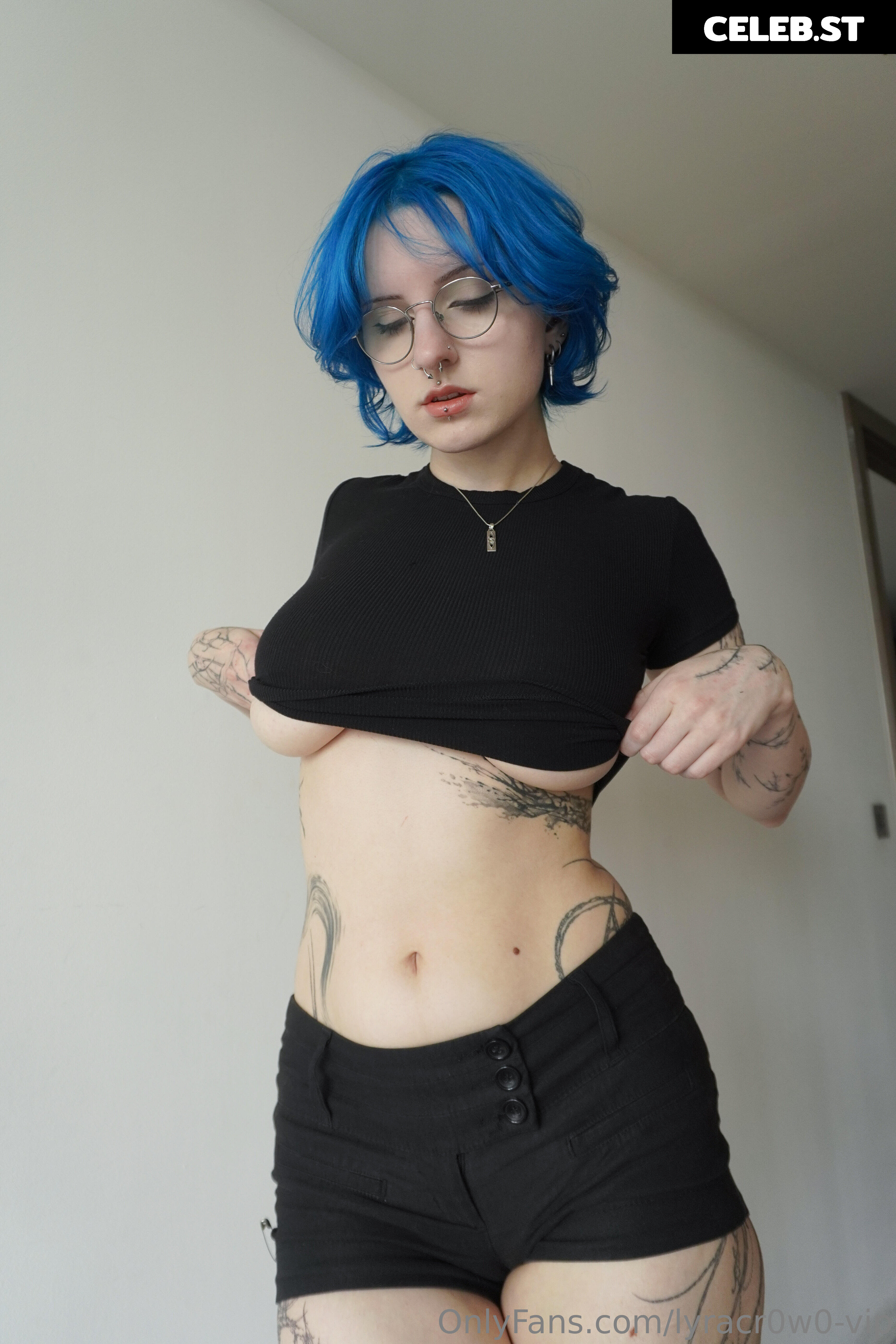 Lyra Crow | lyracr0w0 Image 9869536