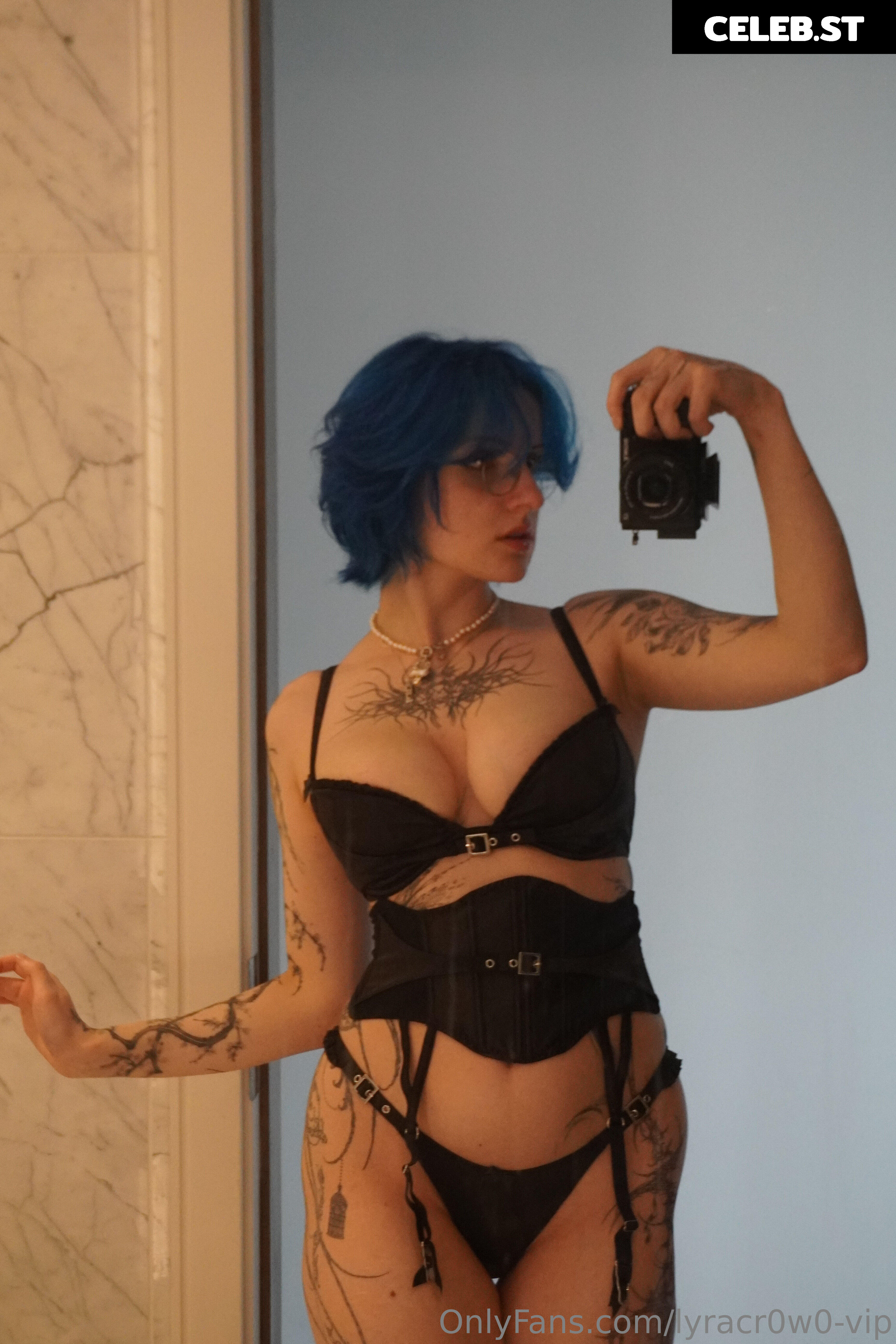 Lyra Crow | lyracr0w0 Image 9869534