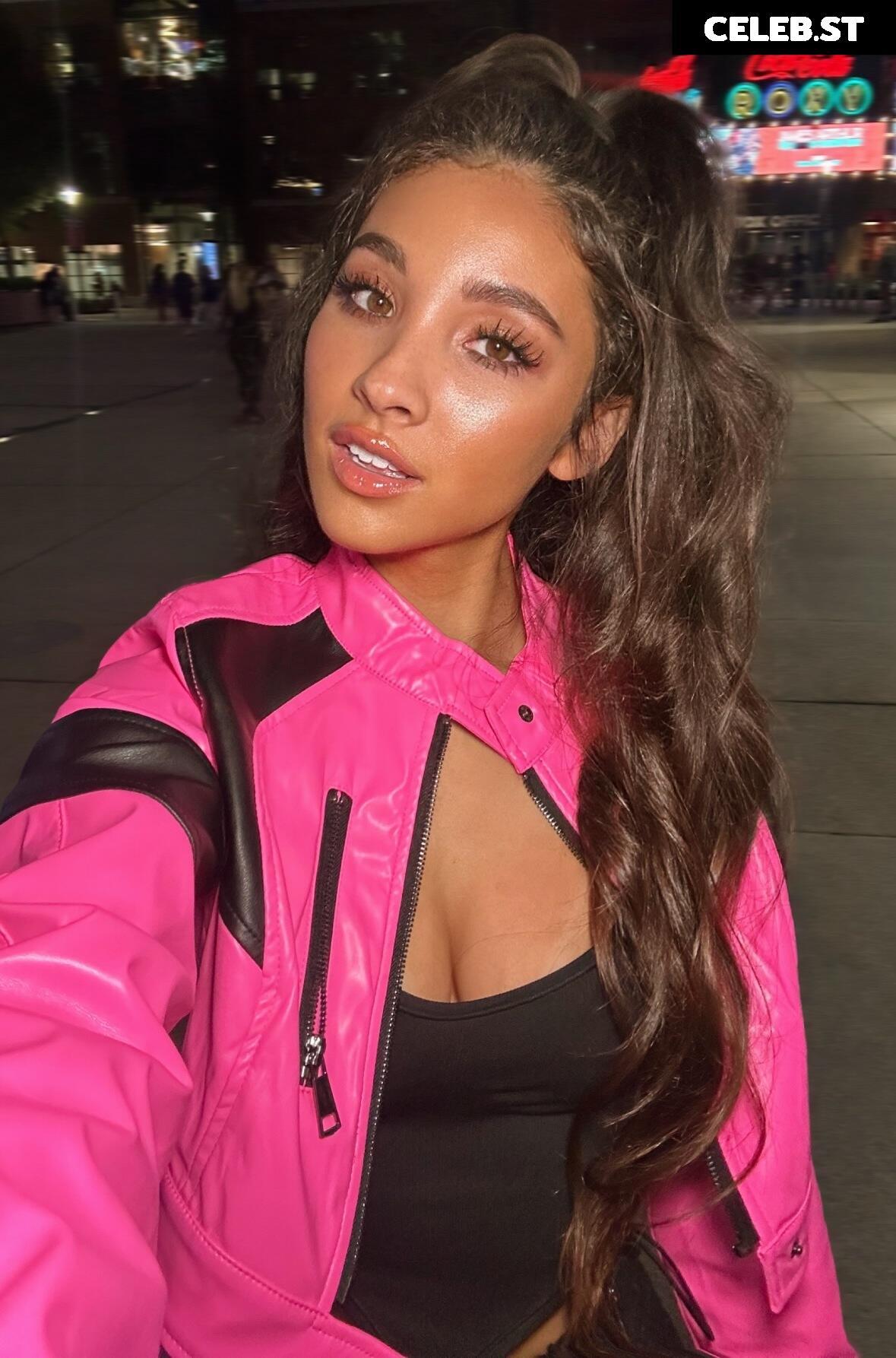 Haley Gosserand Image 9856316