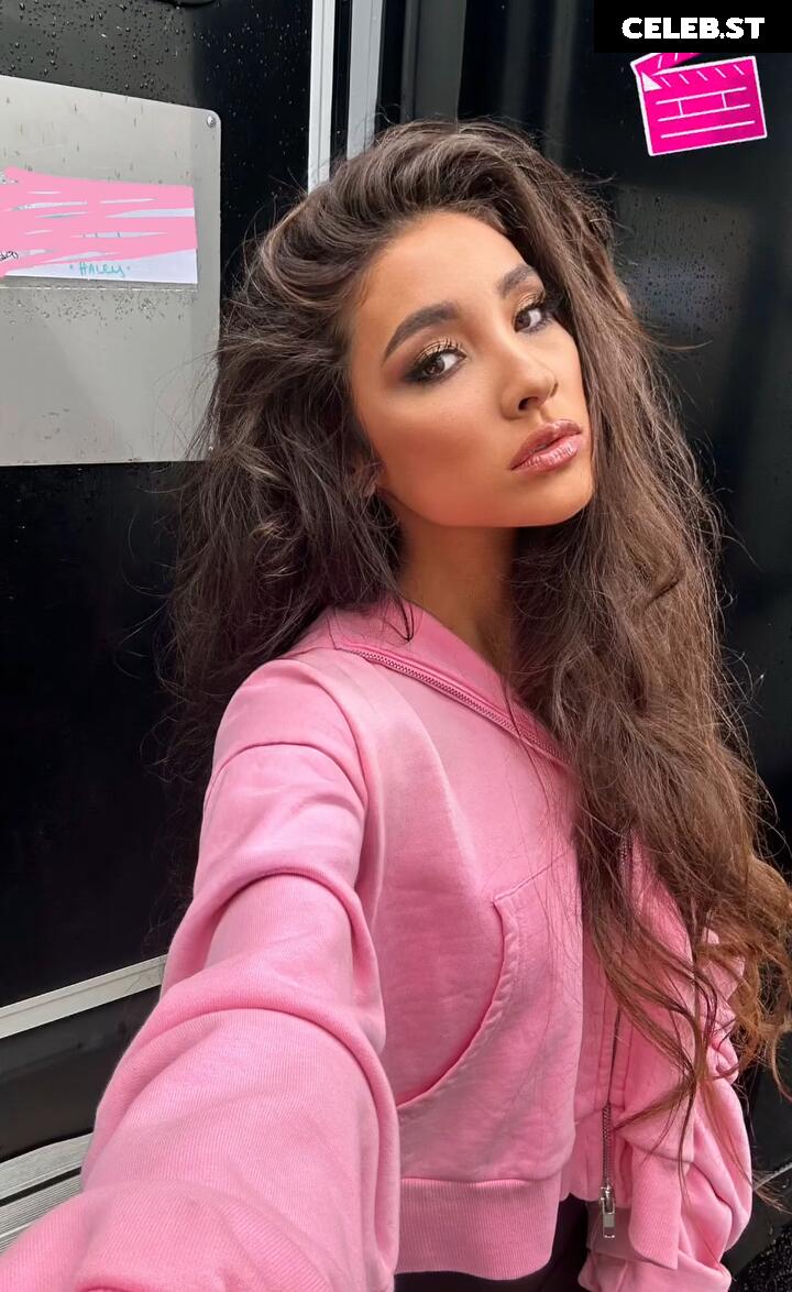 Haley Gosserand Image 9856315