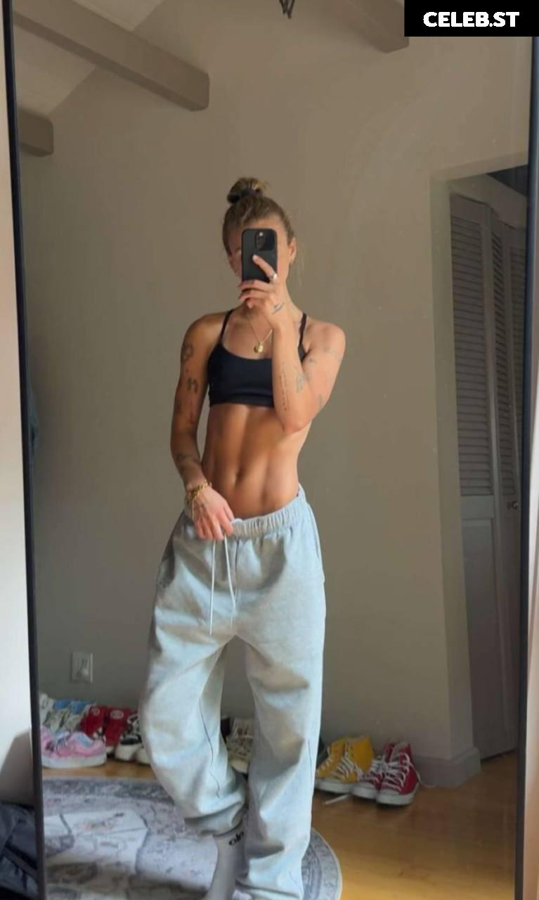 Anna Shumate / Annabananaxdddd Image 9857247