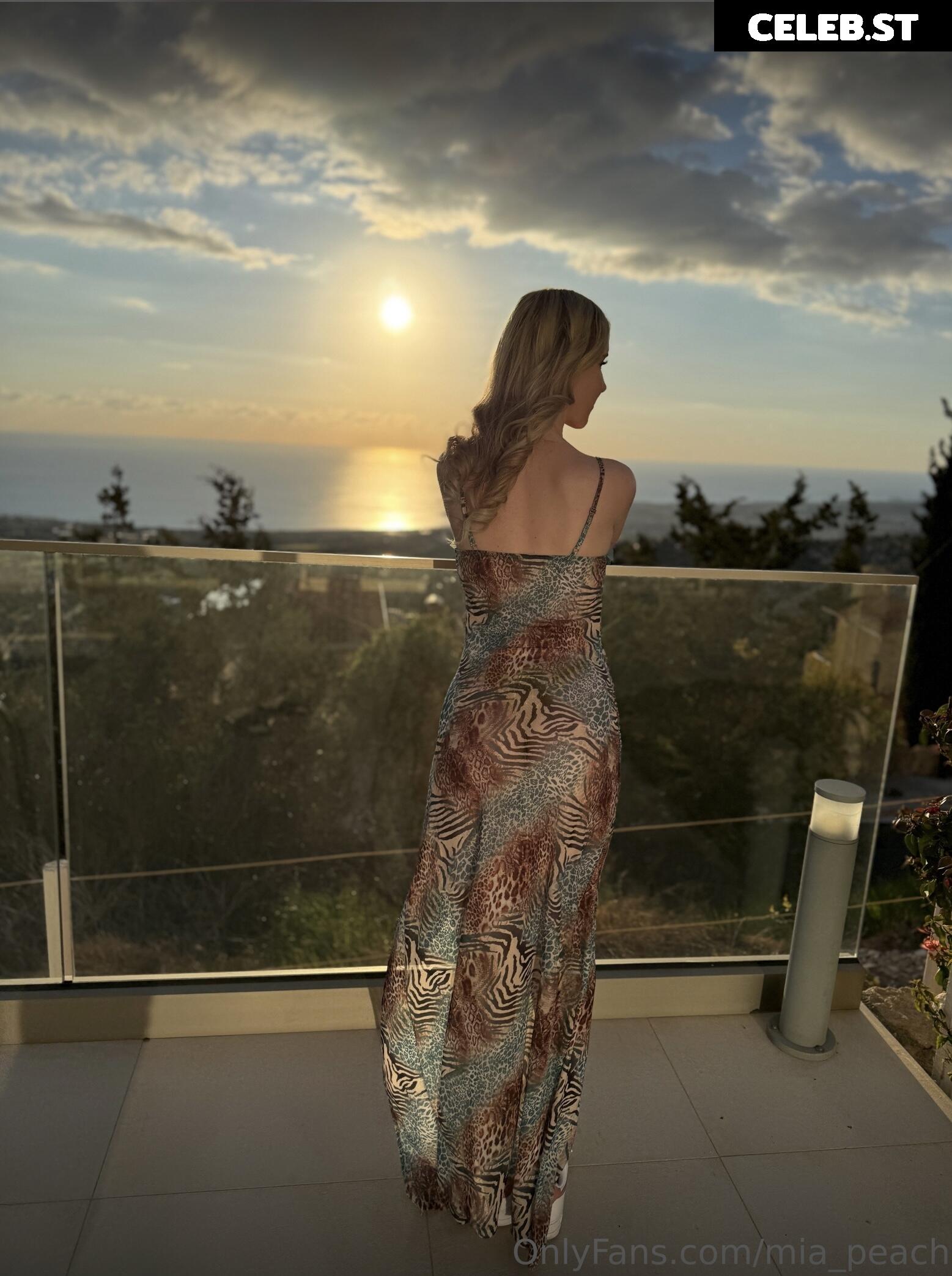 Mia Peach Image 9853729