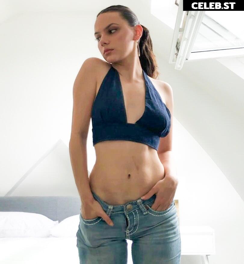 Dafne Keen Image 9850533