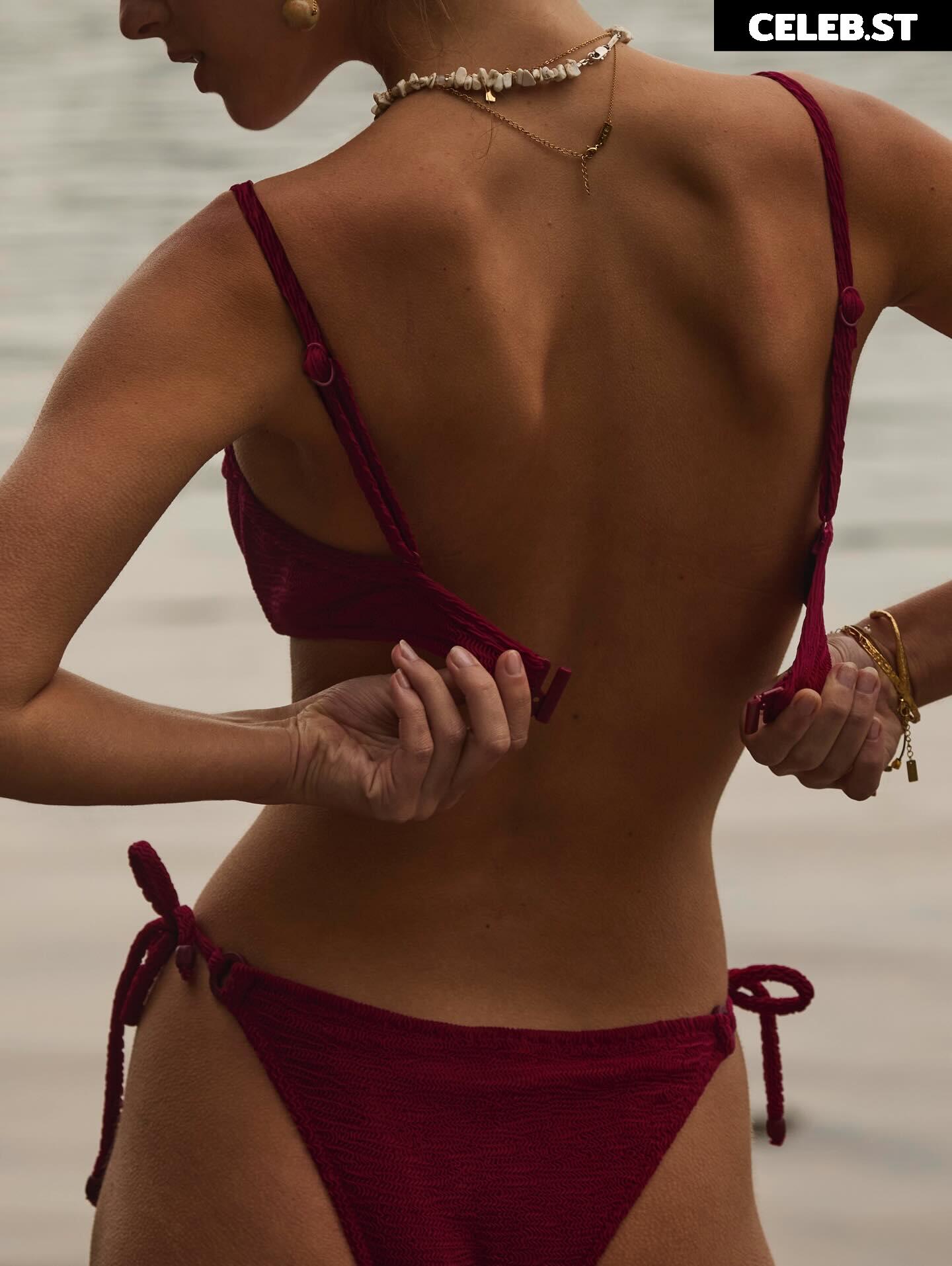 Emily Feld - emily.feld Image 9859897