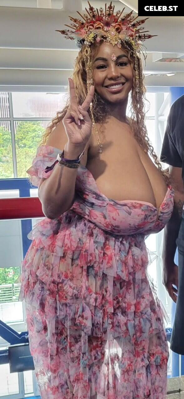 Persephanii | Stephanie Nelson Image 9859237