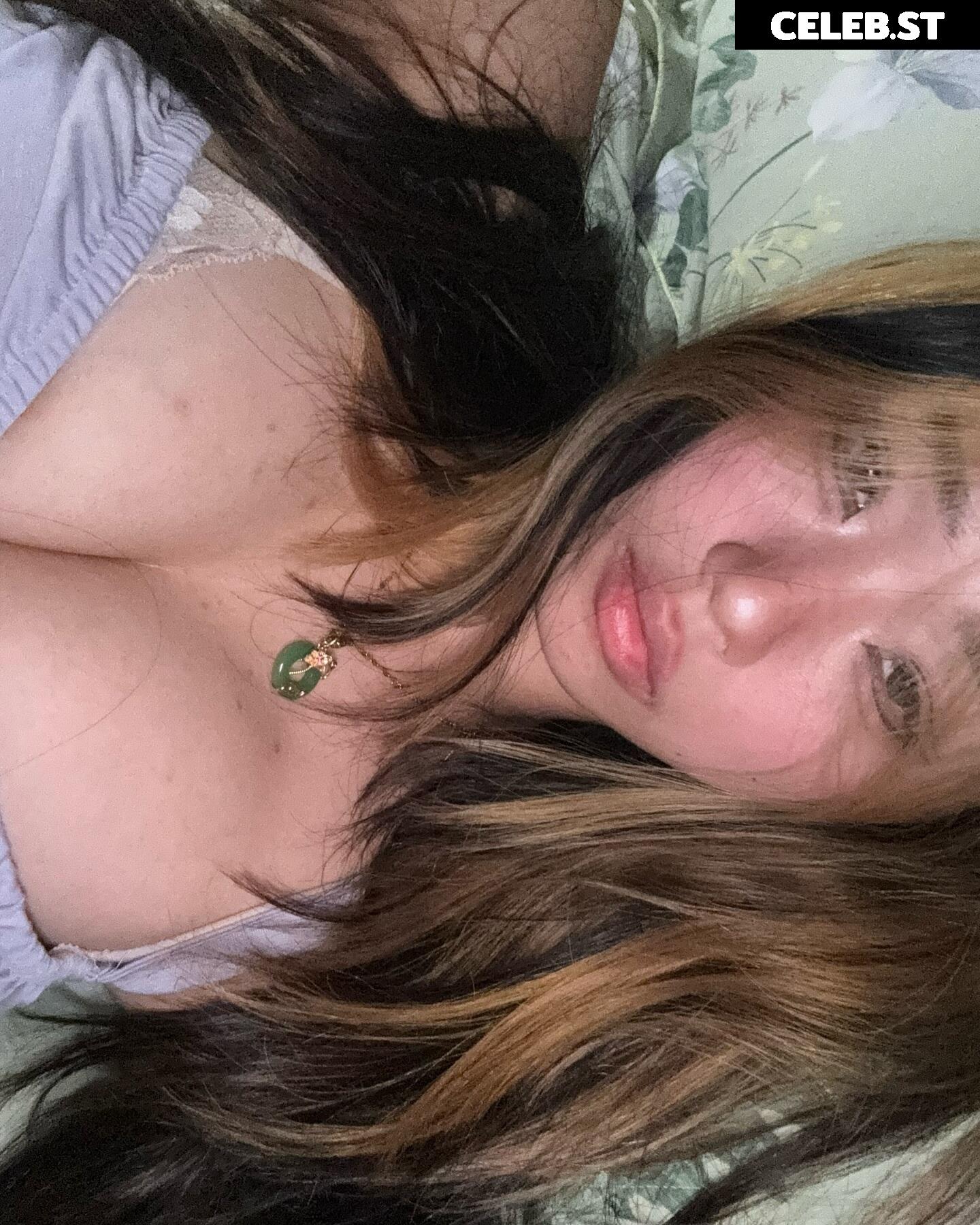 Annie Zheng Image 9849016