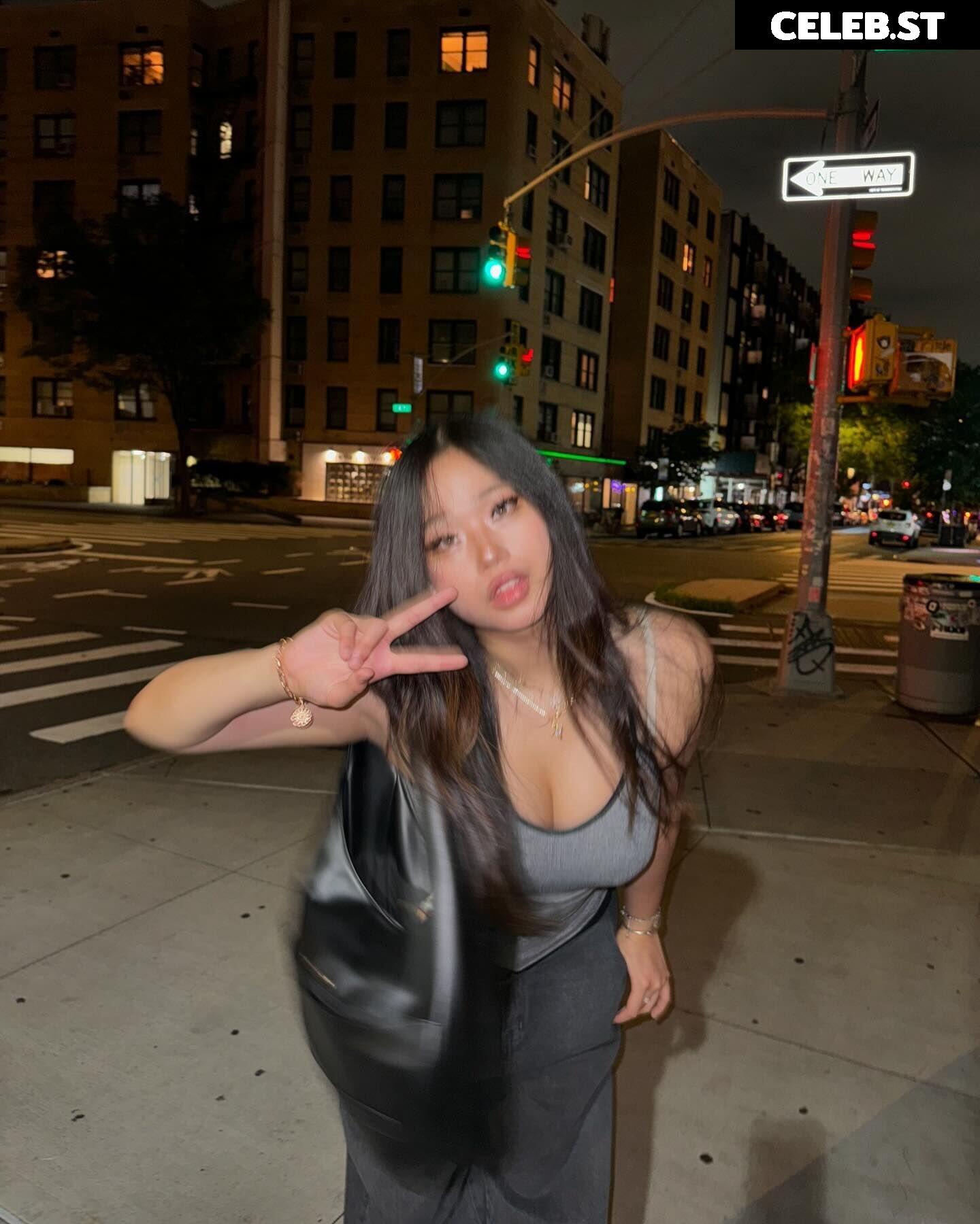 Annie Zheng Image 9848583