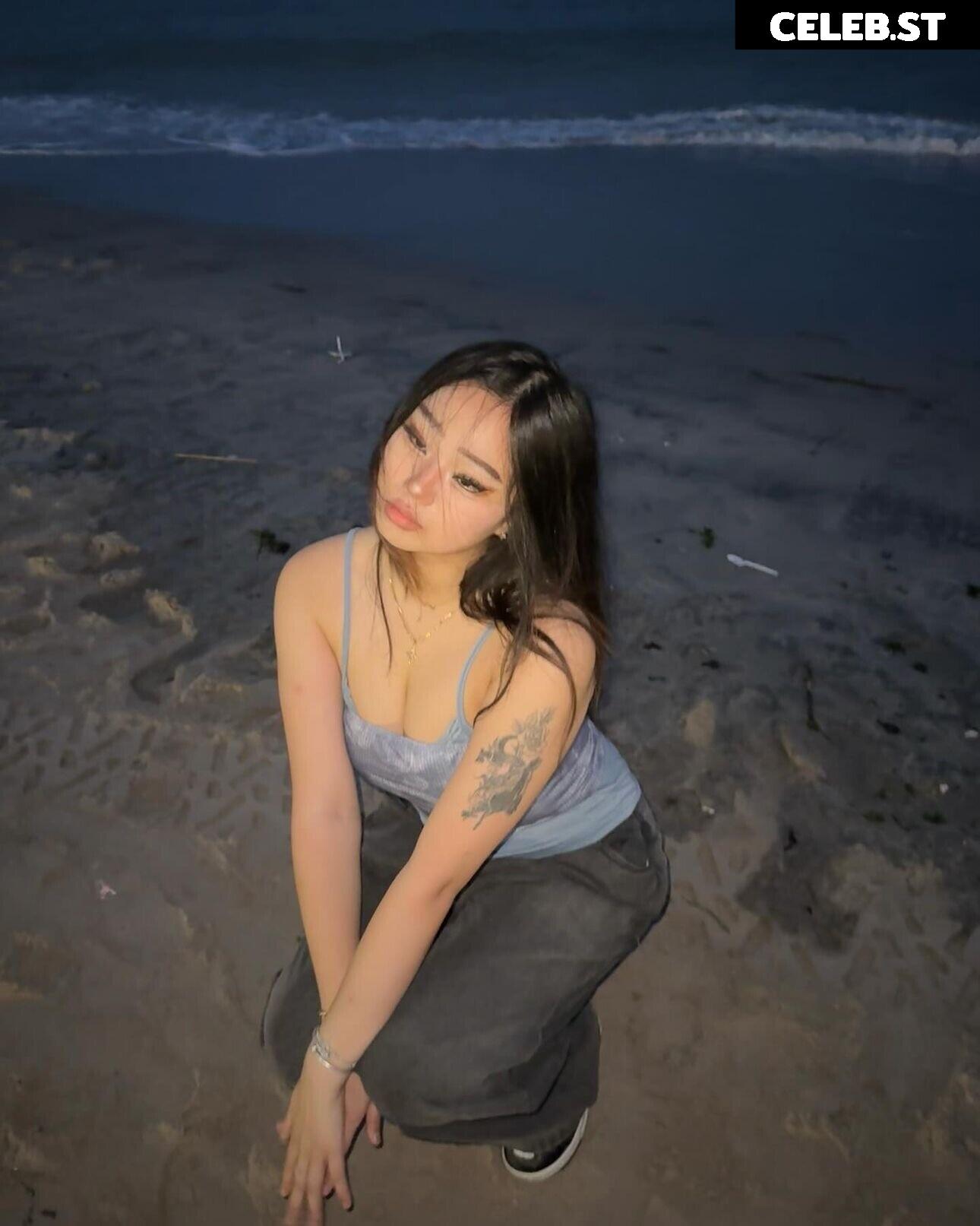Annie Zheng Image 9848549