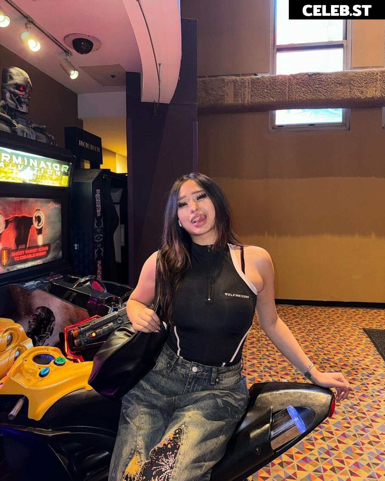 Annie Zheng Image 9848571