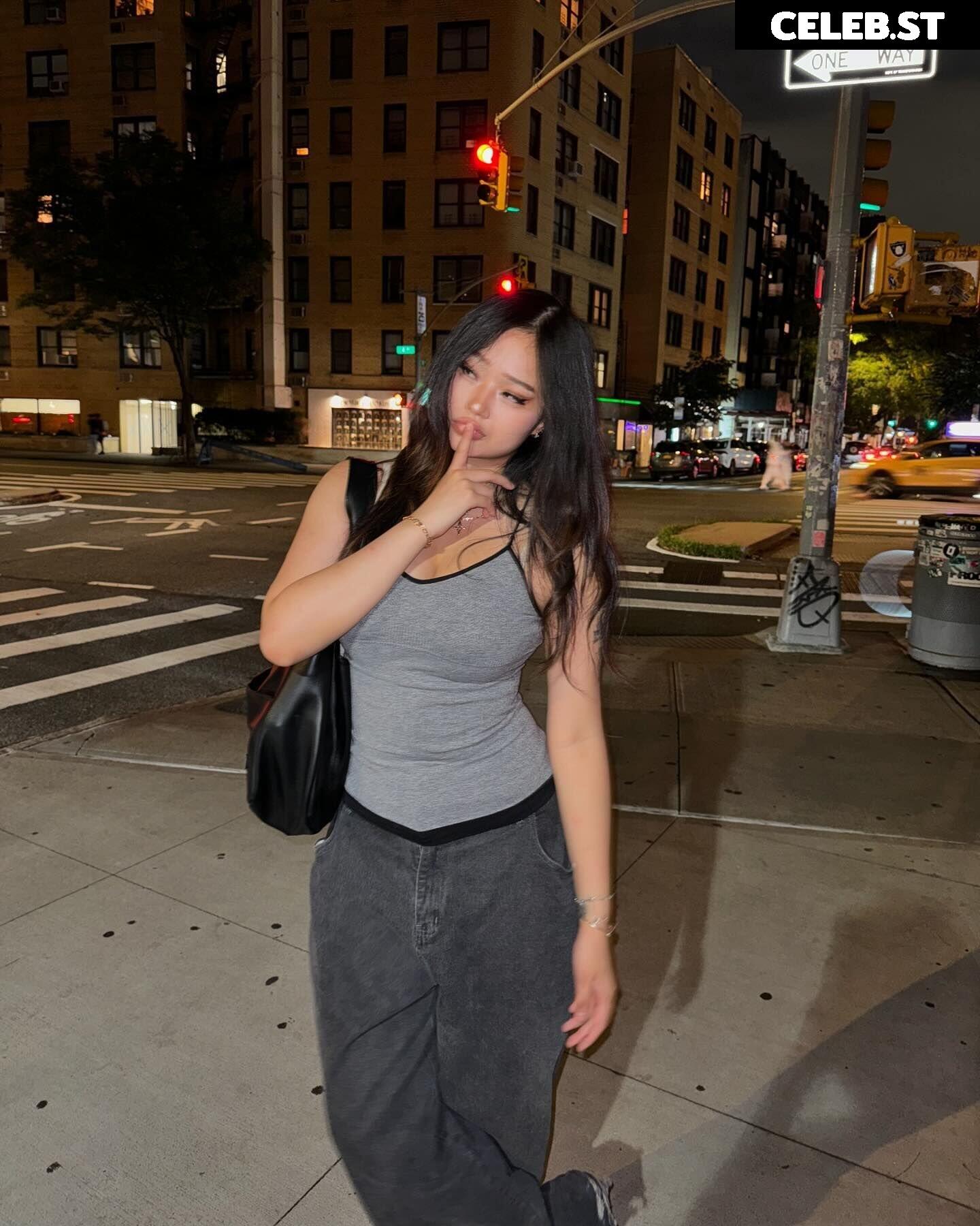 Annie Zheng Image 9848576