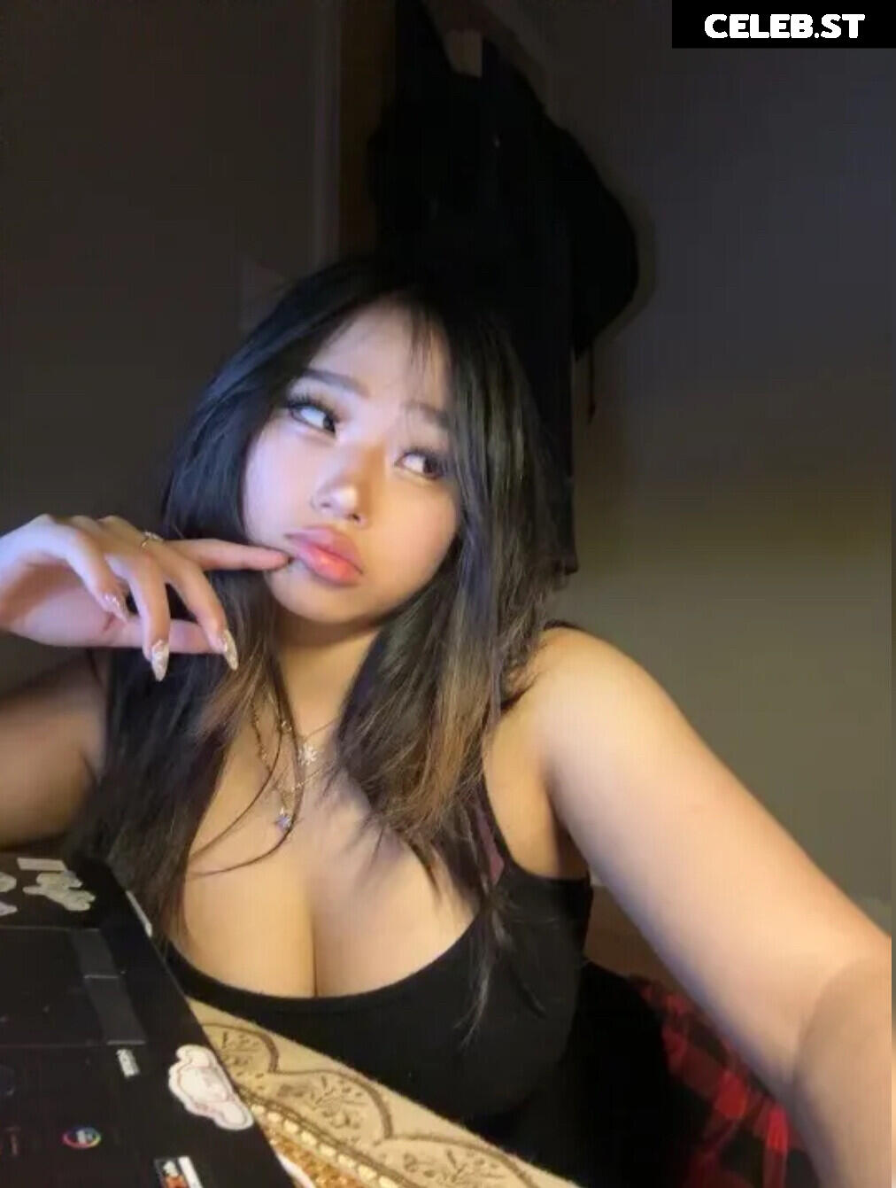 Annie Zheng Image 9848769