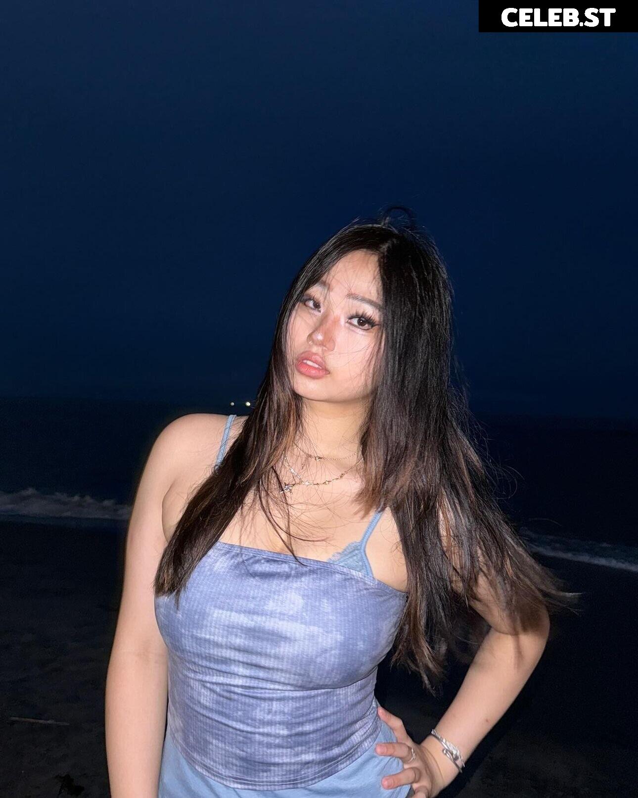cellow111 | annie zheng Image 9833623