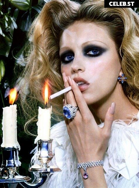 Anja Rubik Image 9826803