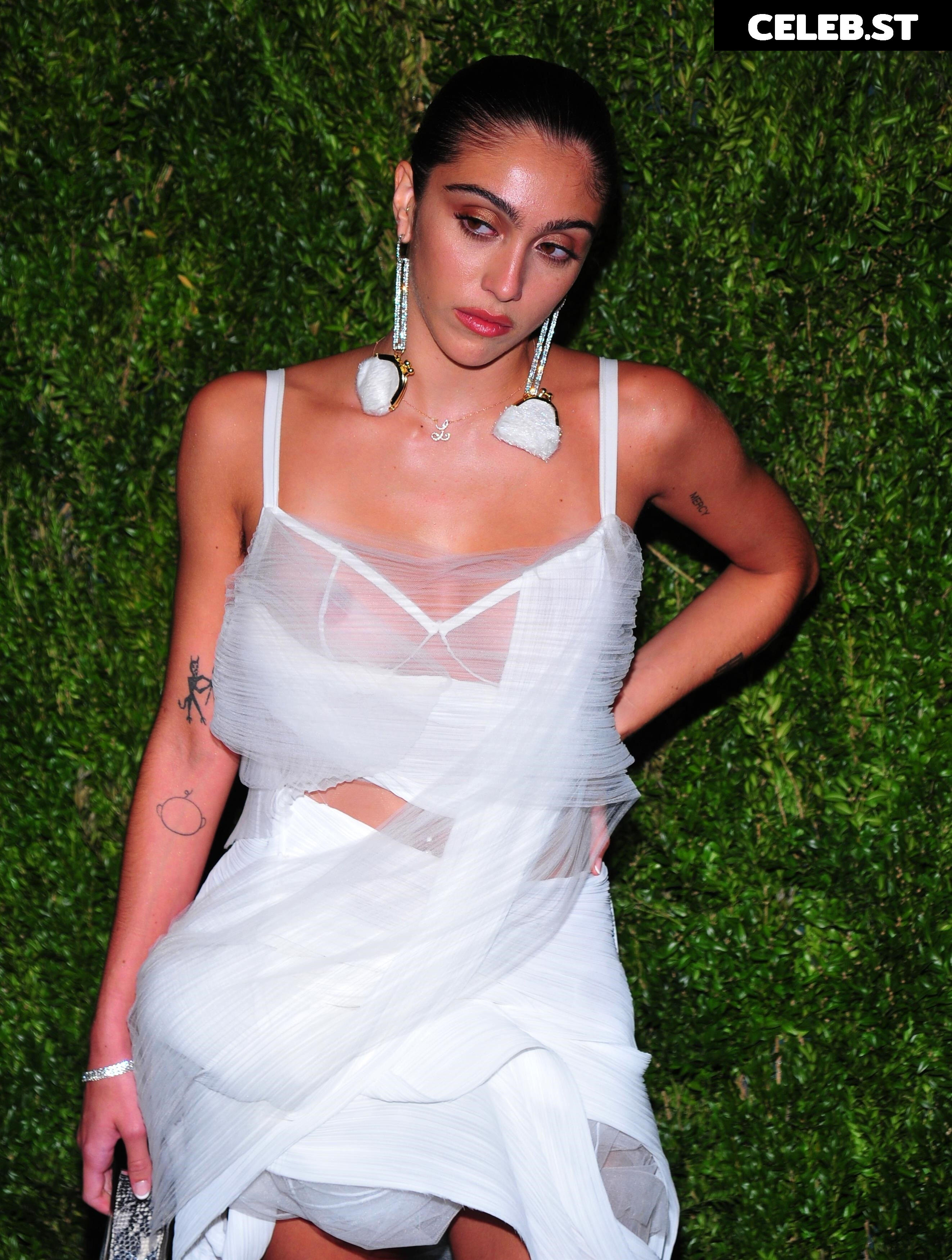 Lourdes Maria Ciccone Leon Image 9826905
