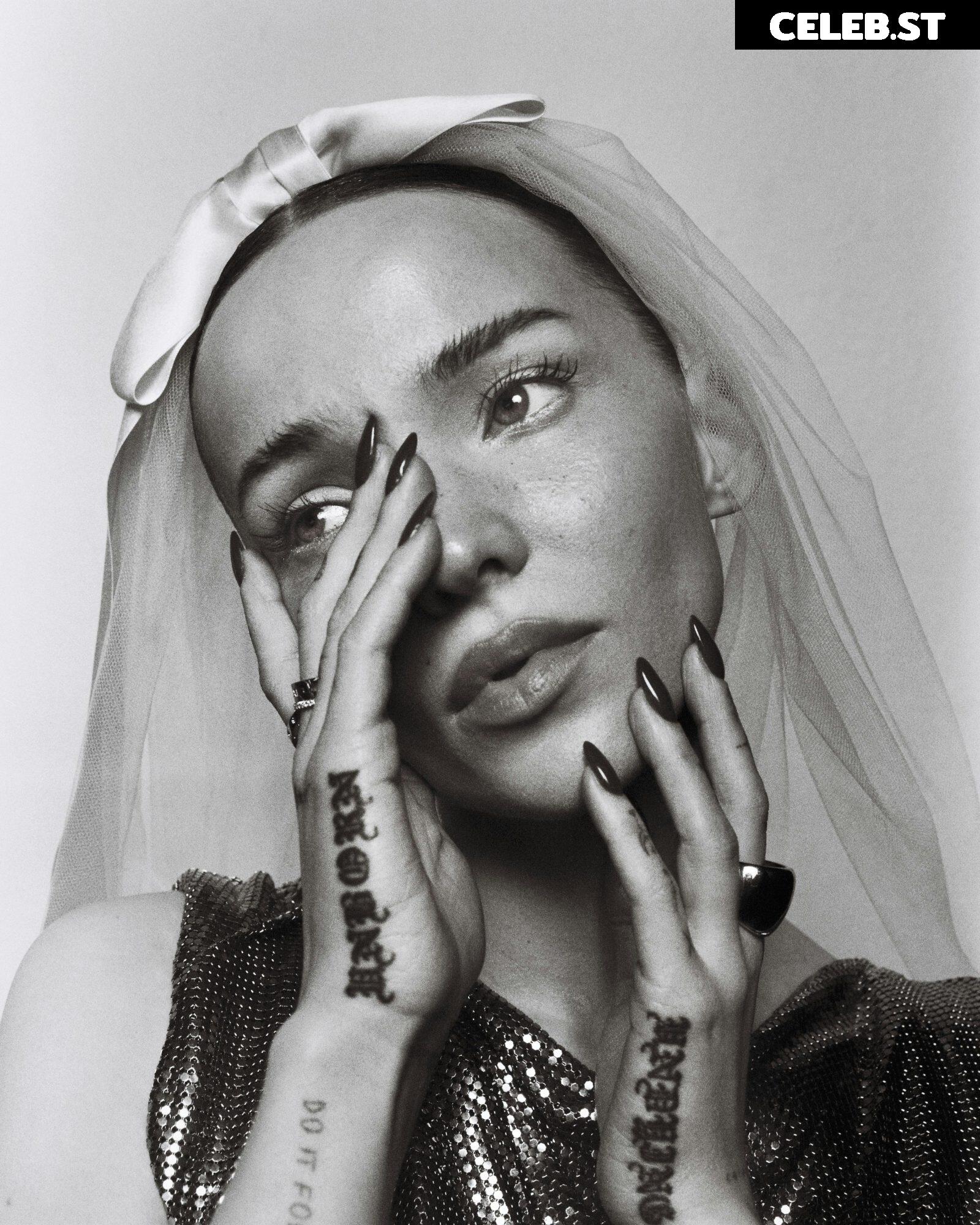 Dove Cameron Image 9816656