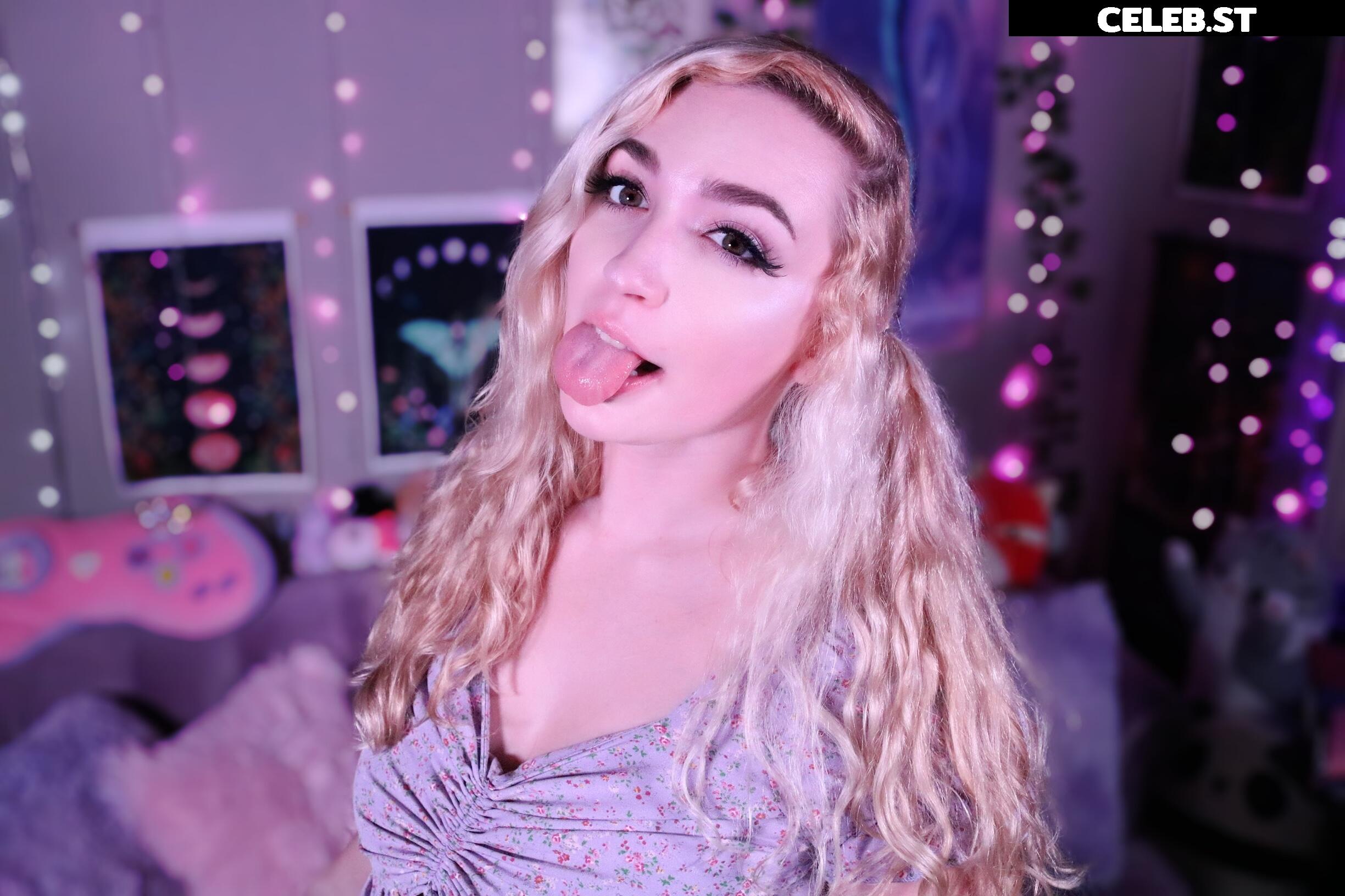 Rose ASMR Image 9817585