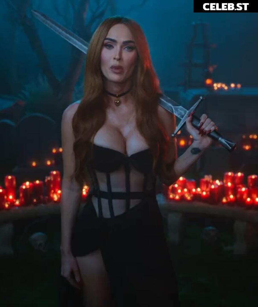 Megan Fox Image 9812817