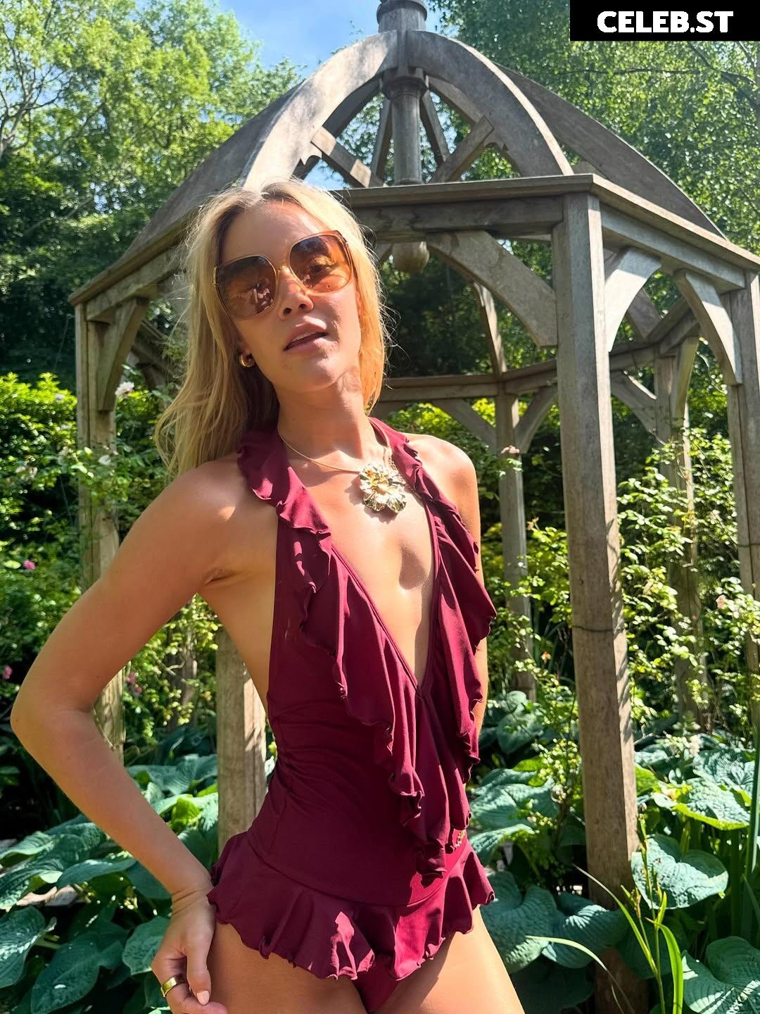 Olivia Ponton Image 9812609