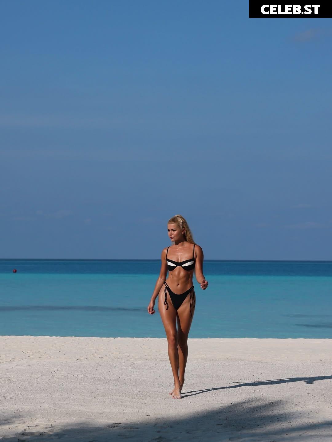 Pamela Reif Image 9805893