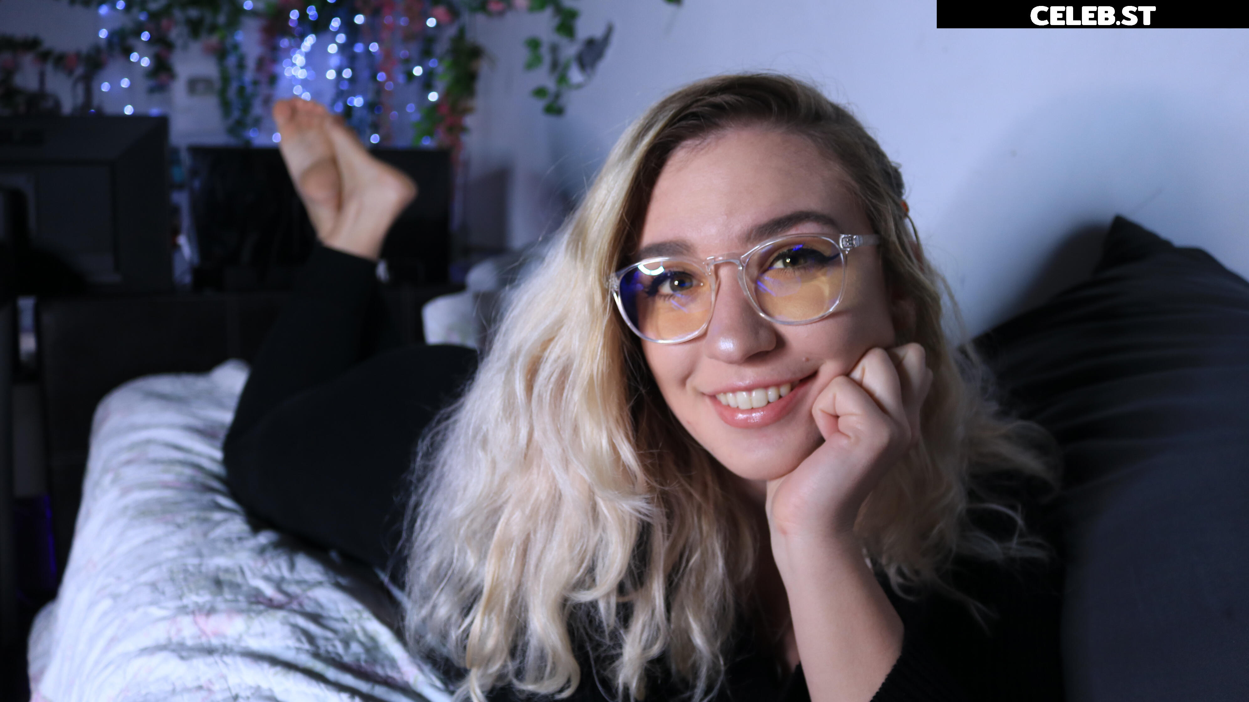 Rose ASMR Image 9805374