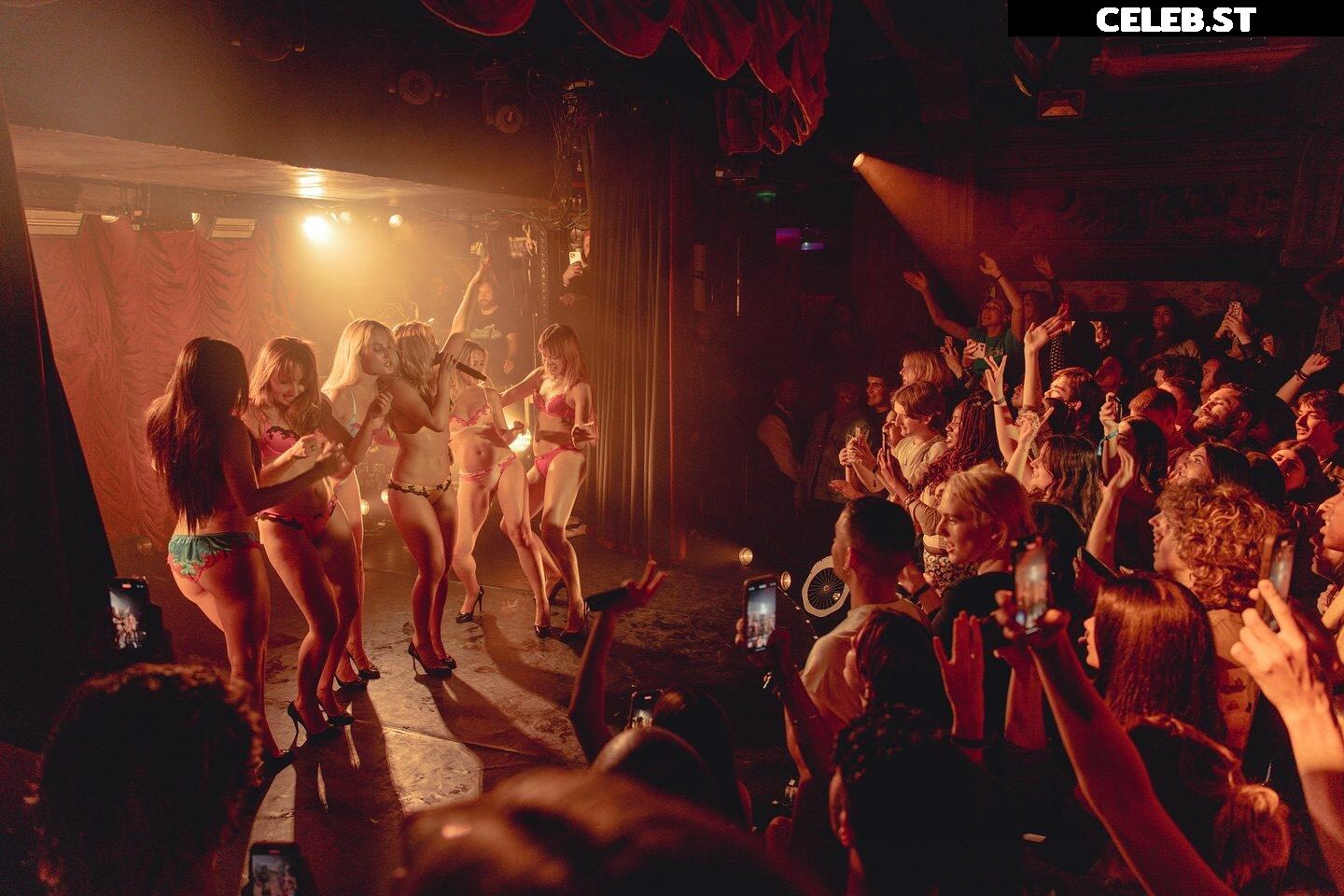 Addison Rae Image 9801695