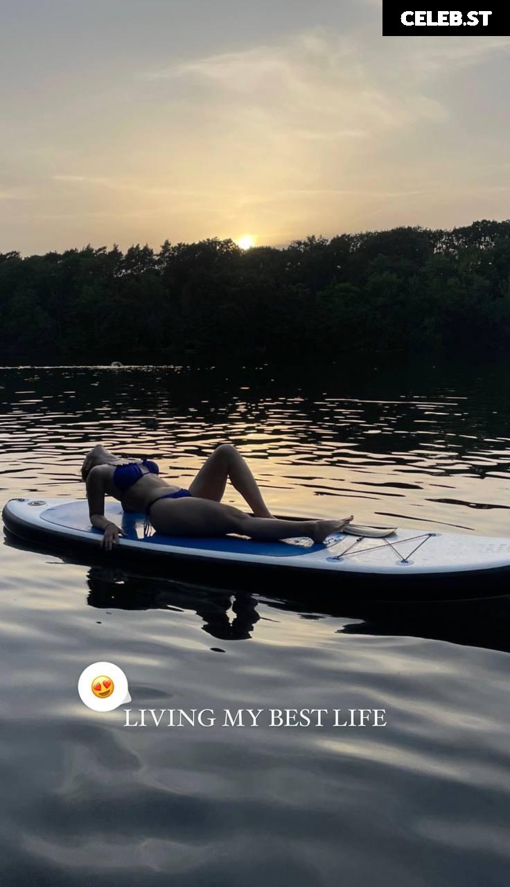 _.samjio Image 9801974