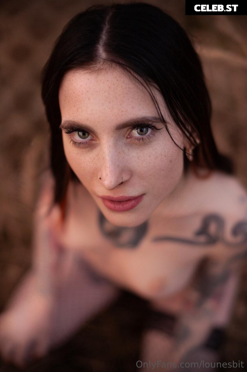 Lia Louise Image 9802775